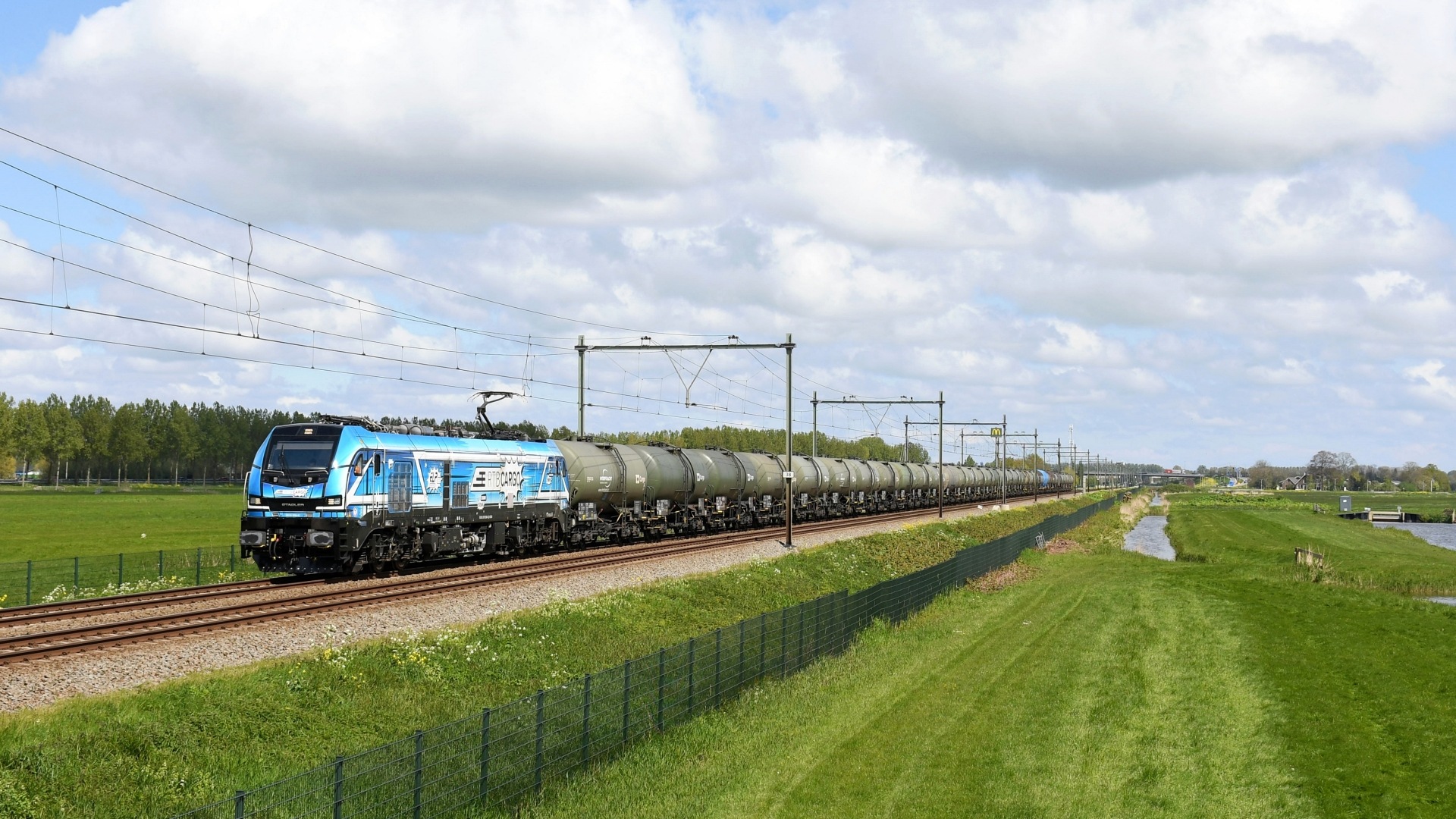Stadler Euro 9000 – foto 17