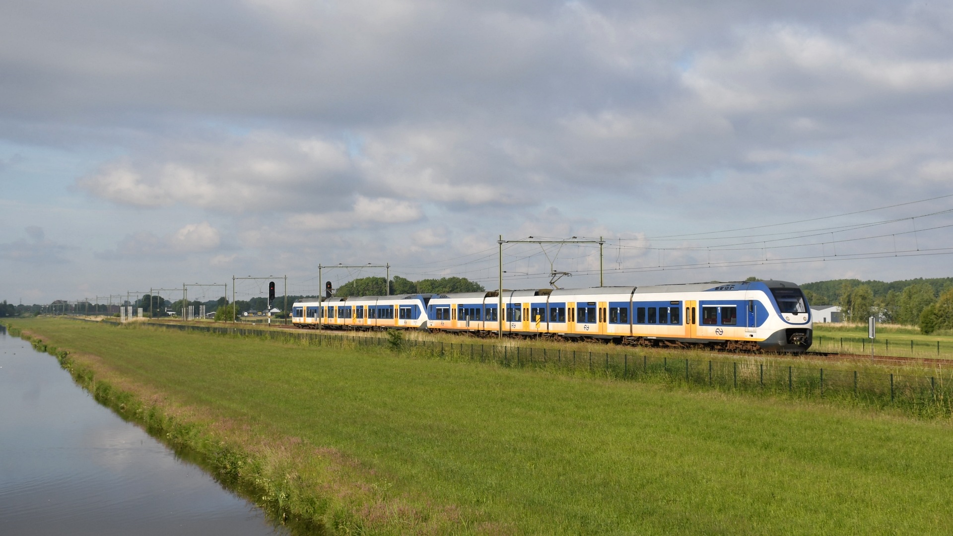 Bombardier SLT-4 – photo 4