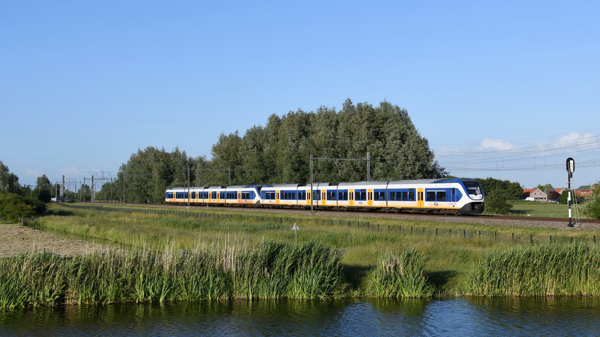 Bombardier SLT-4 – photo 3