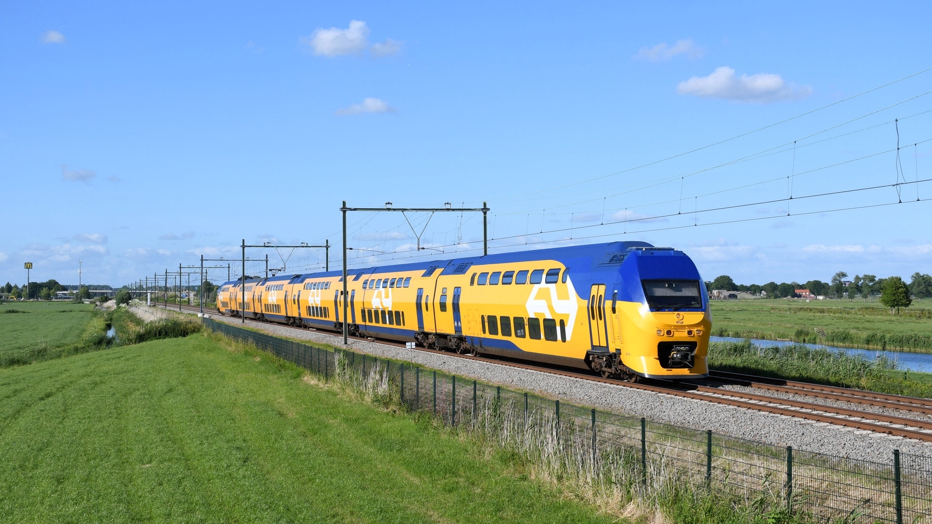 Bombardier VIRMm-VI – photo 11