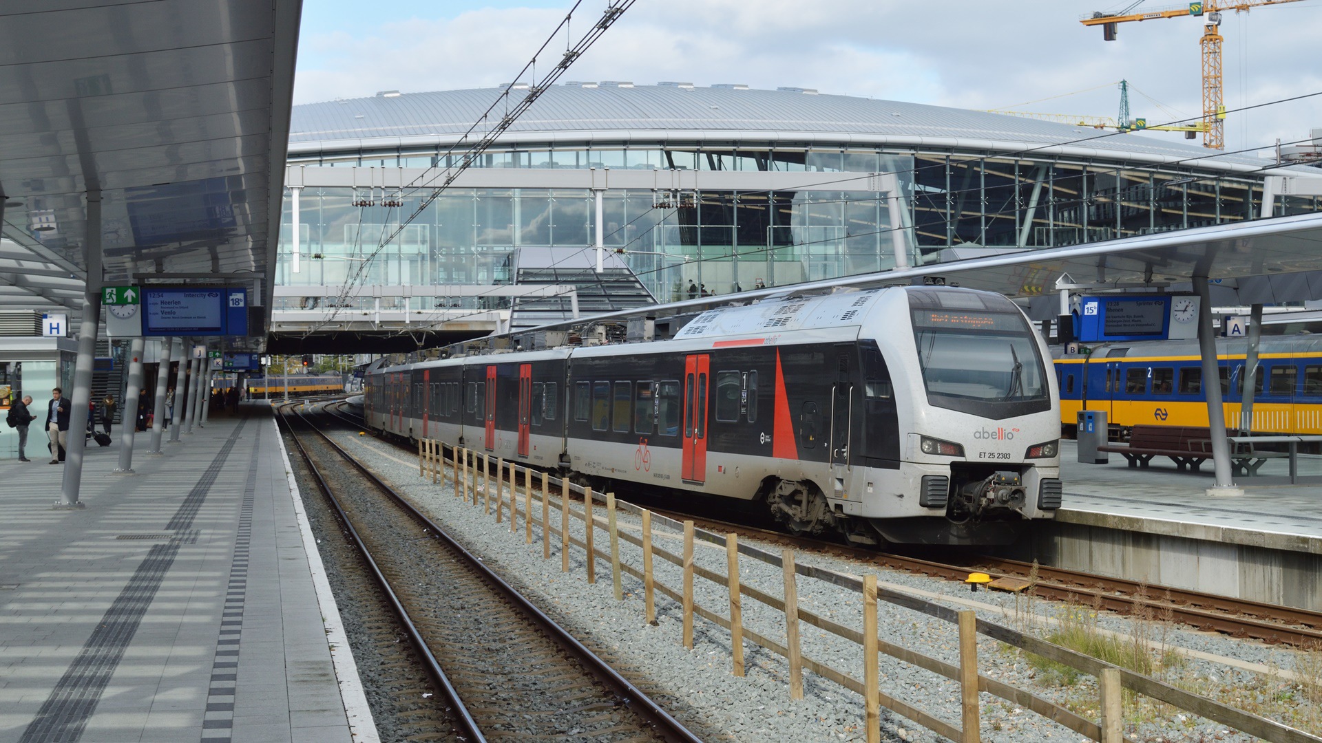 Stadler Flirt 3 5/12 1.5kV+15kV+25kV – foto 10