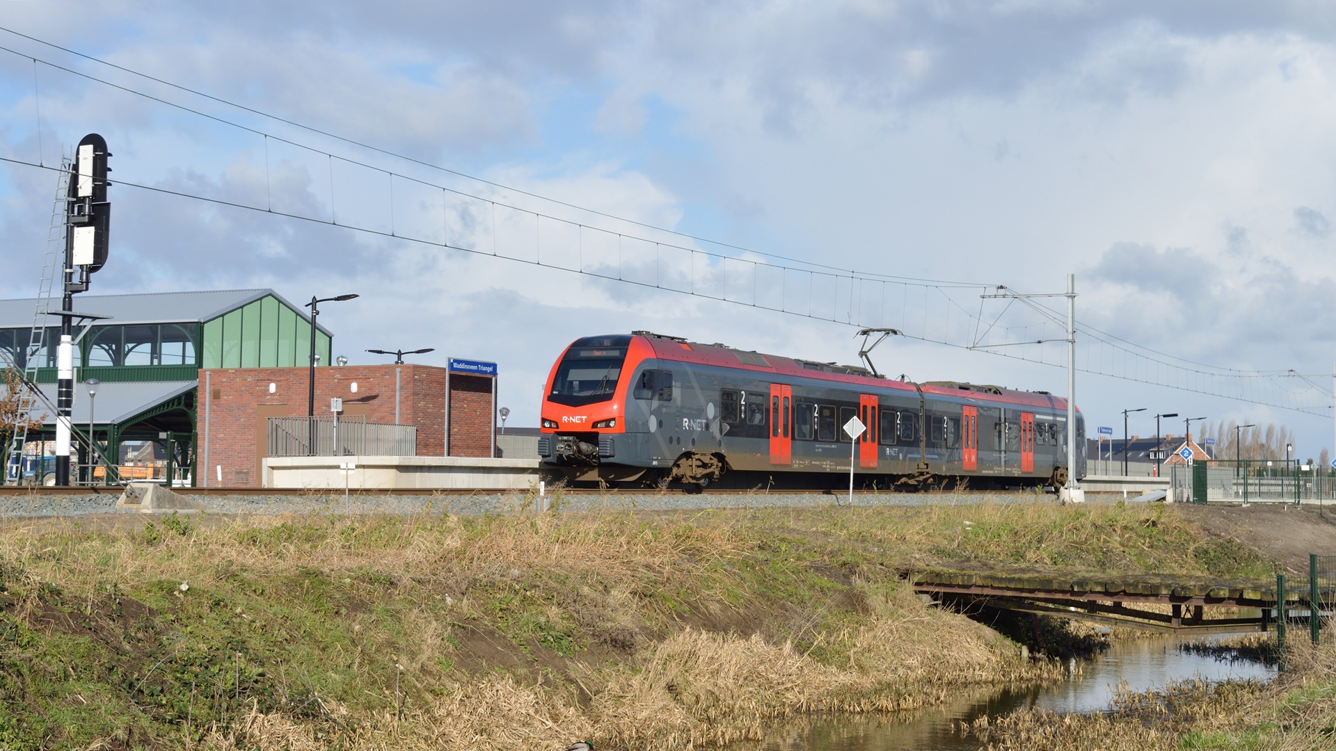 Stadler Flirt 3 2/6 1.5kV – photo 19