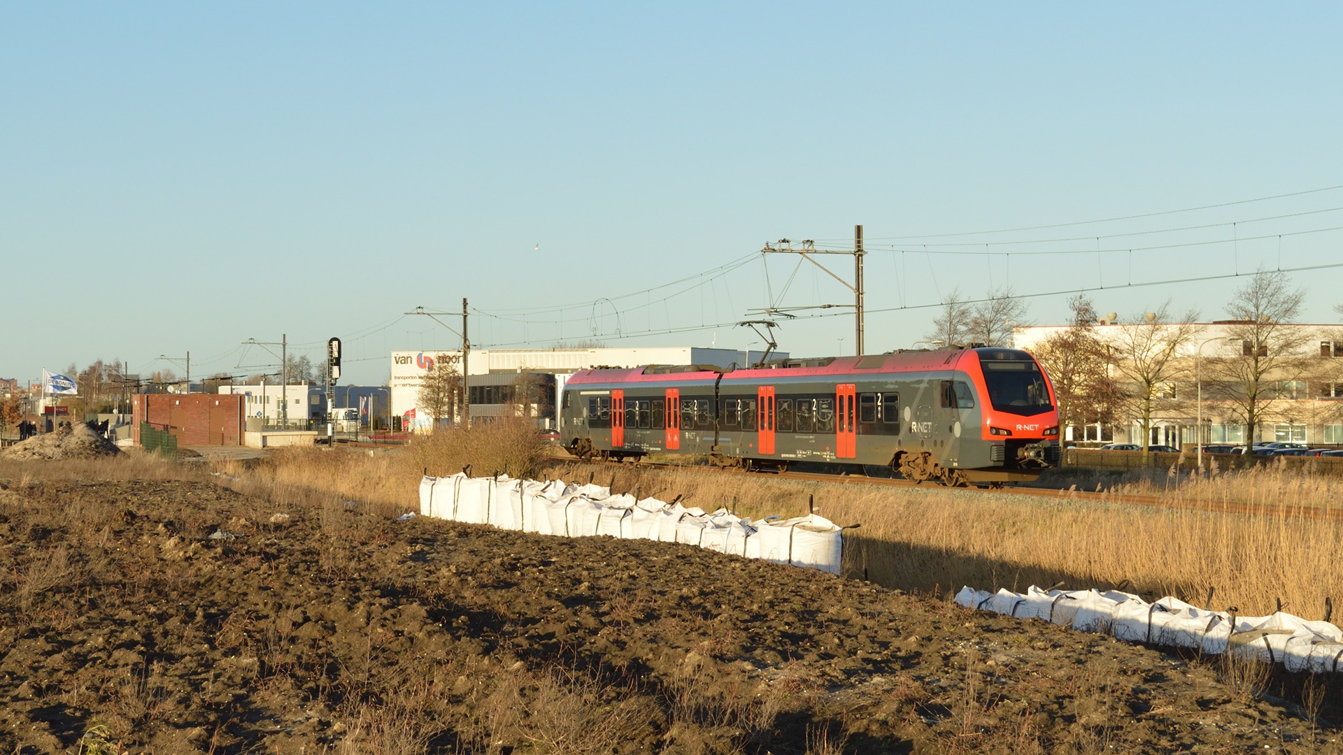 Stadler Flirt 3 2/6 1.5kV – photo 16