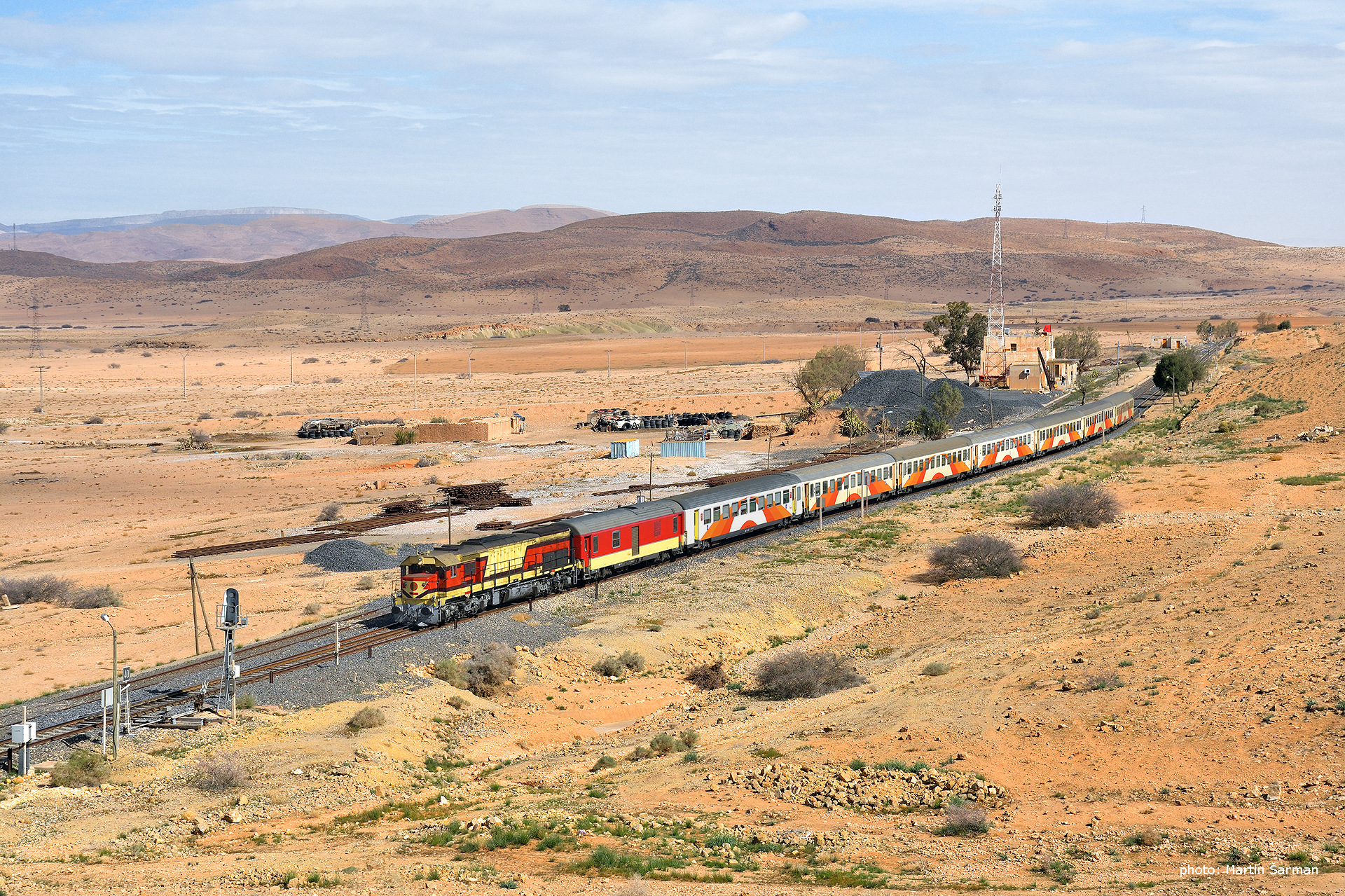 EMD GT26CW-2 – photo 24