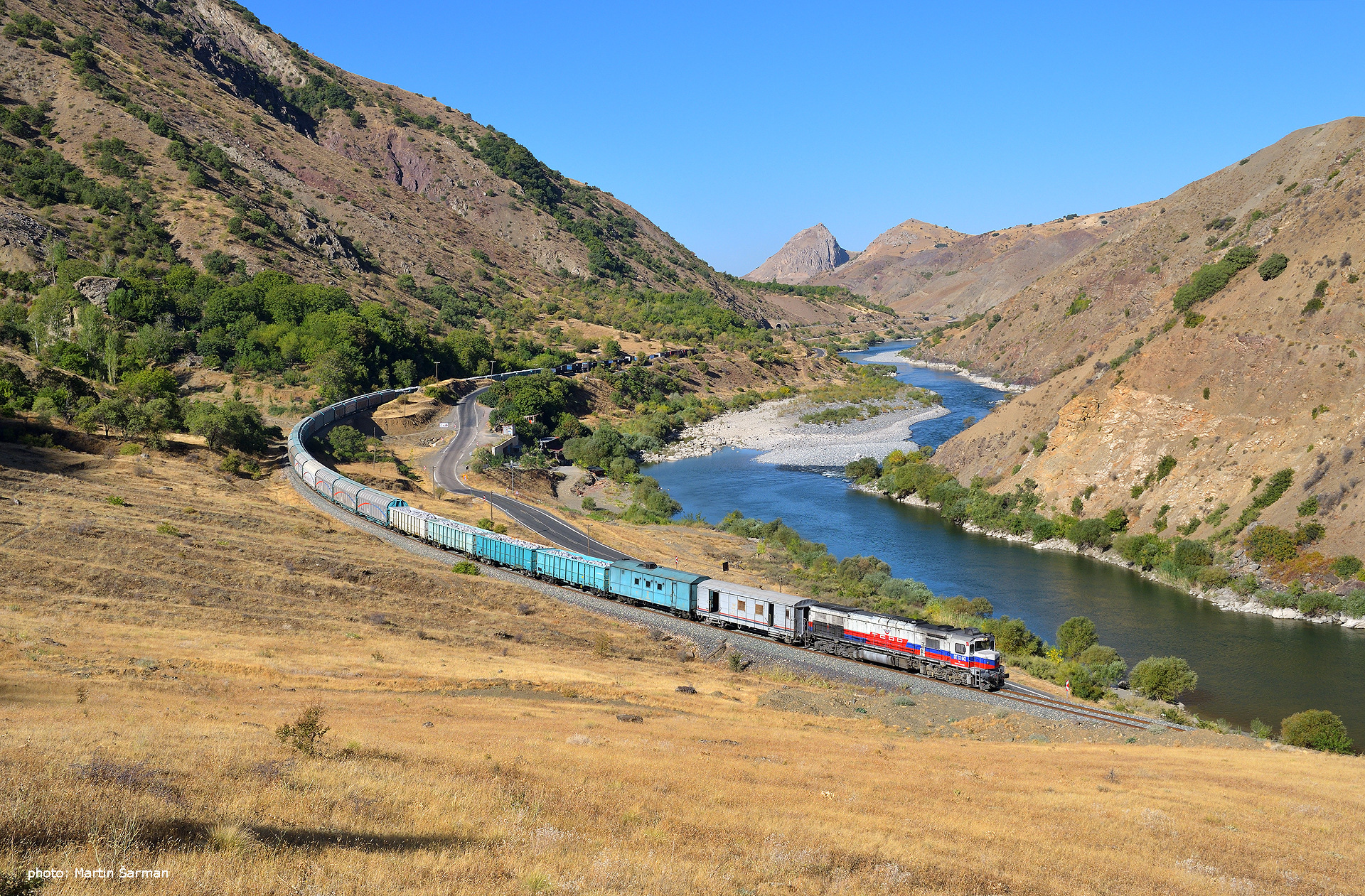EMD GT26CW-2 – photo 16
