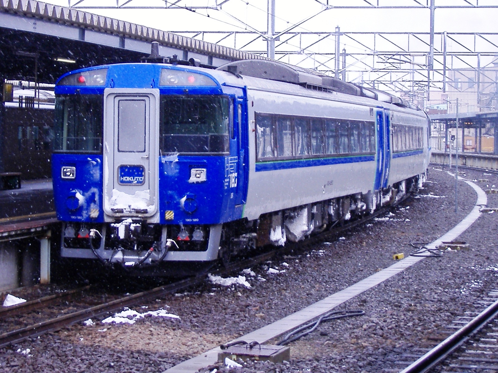 JNR KiHa 183 – photo 13
