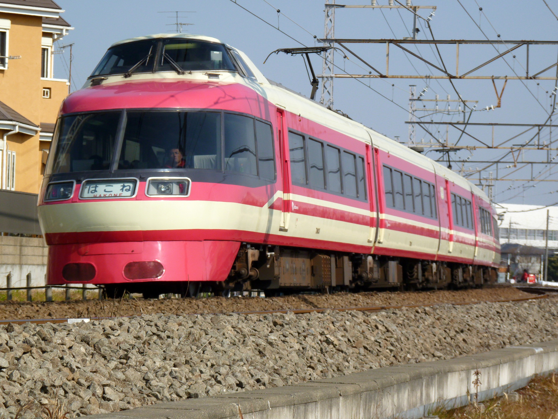 Nippon Sharyo 7000 series LSE – photo 4