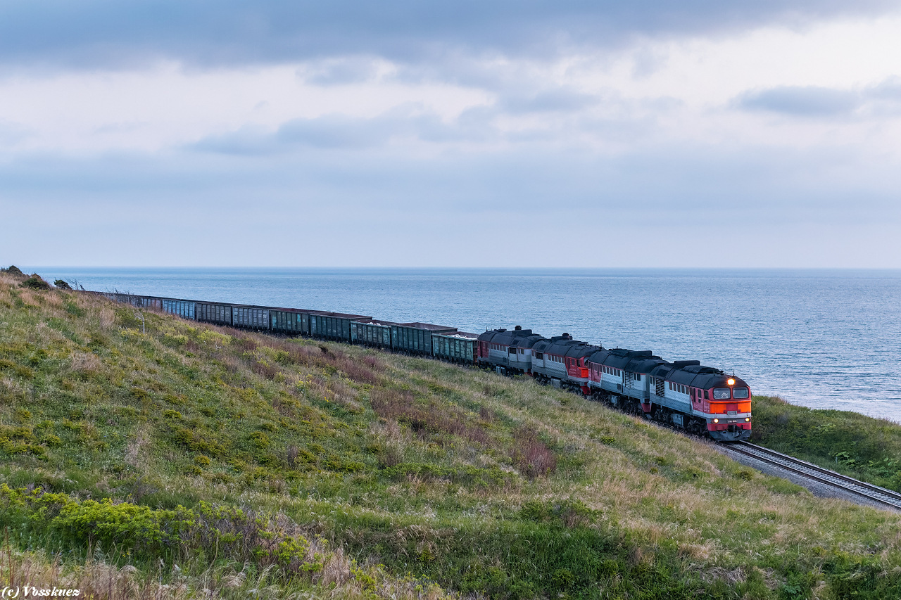 Luhanskteplovoz 2M62 – foto 6