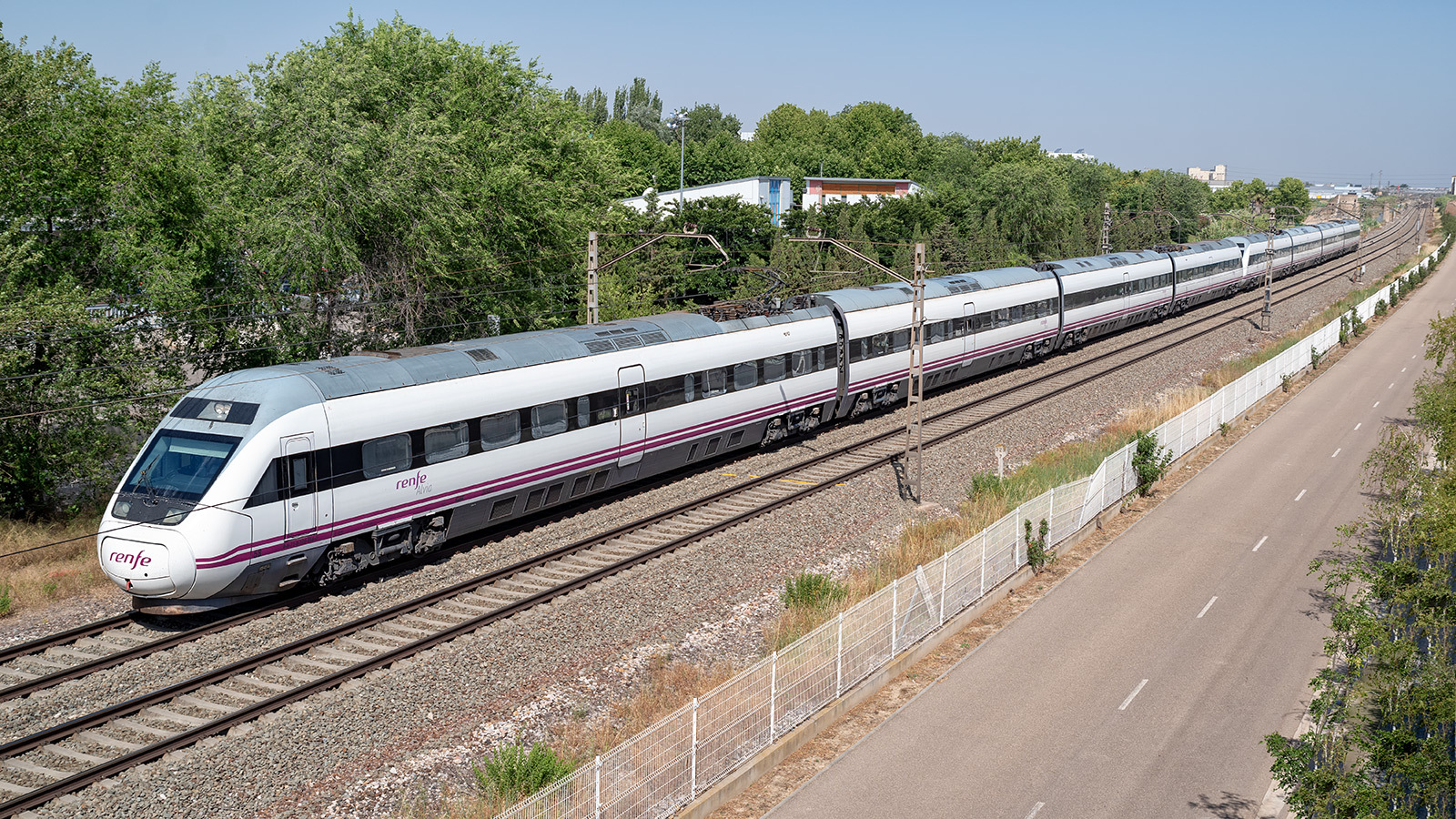 CAF RENFE 120 – photo 10