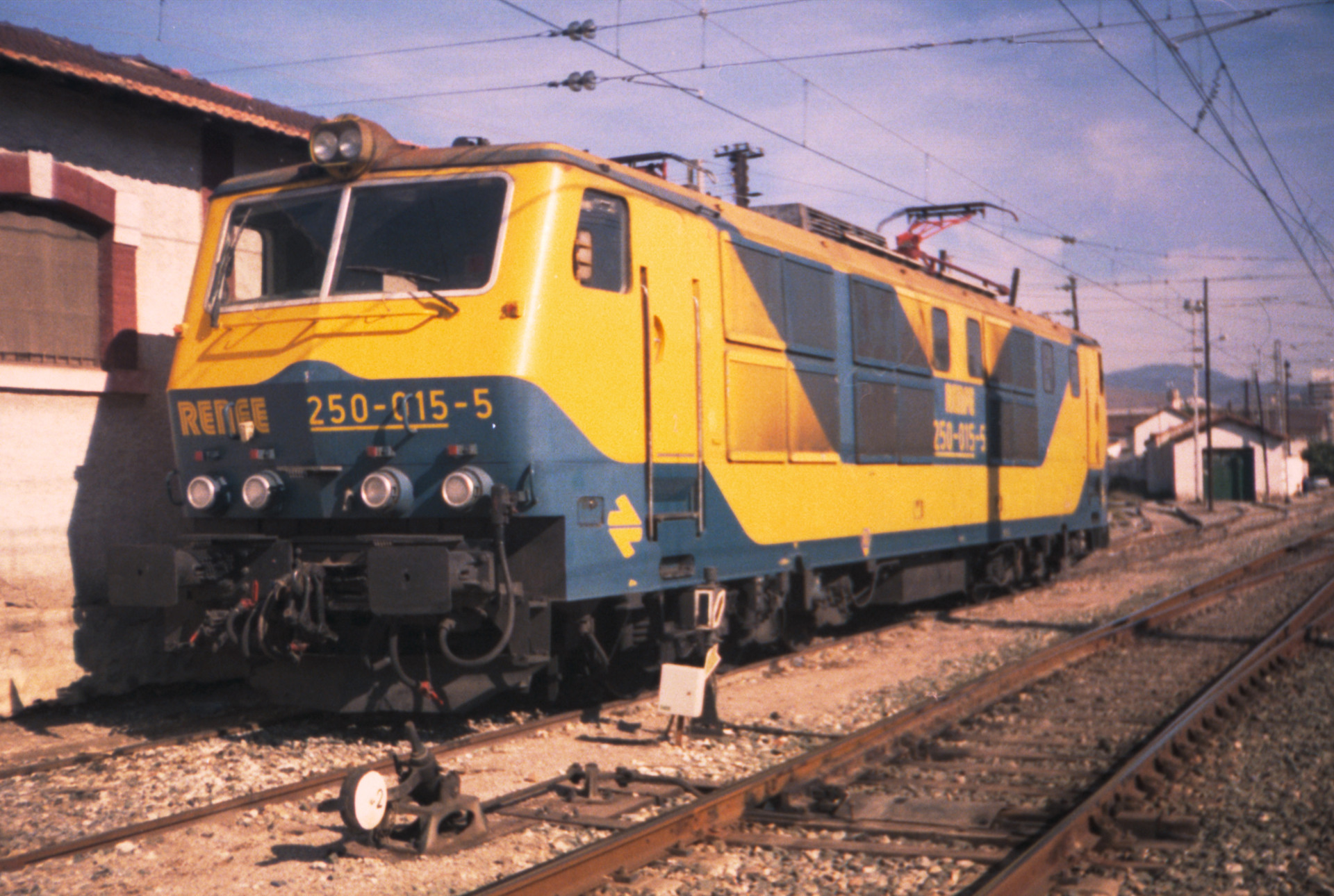 CAF RENFE 250 – photo 11