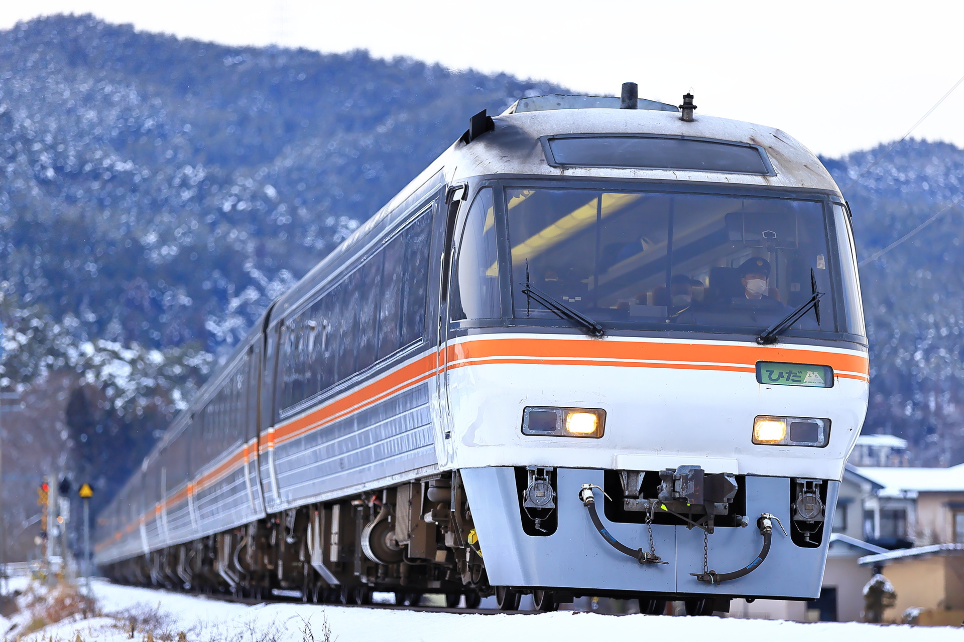 Nippon Sharyo KiHa 85 – photo 5