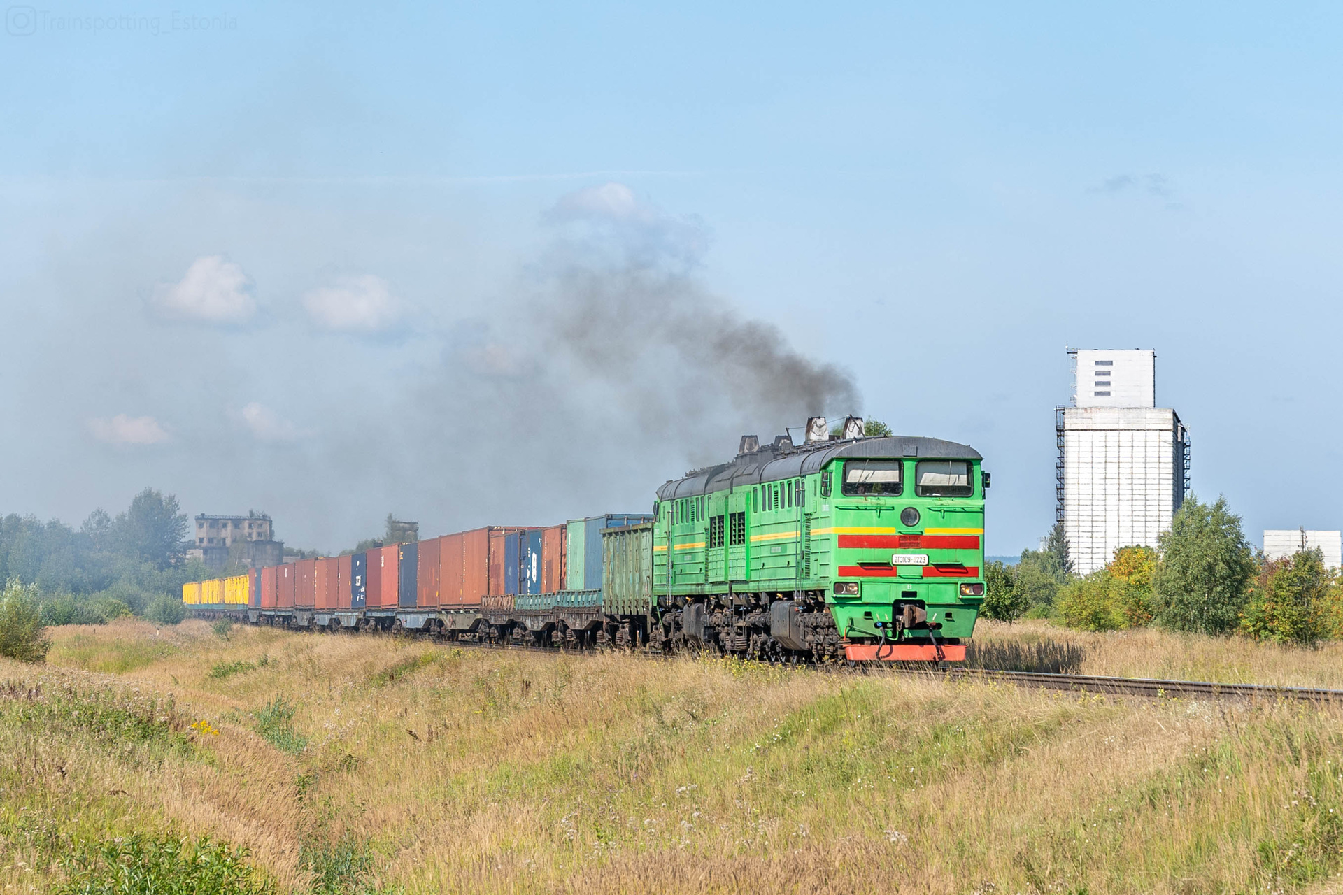 Luhanskteplovoz 2TE10U – photo 5
