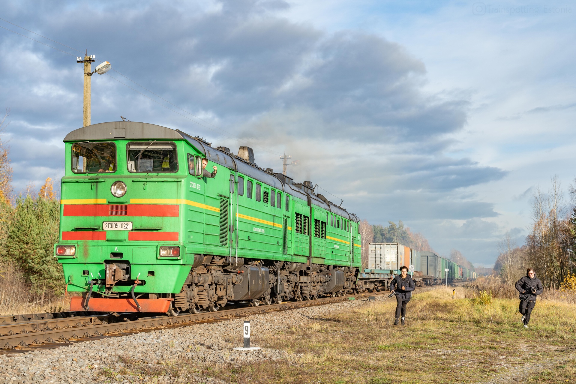 Luhanskteplovoz 2TE10U – photo 4