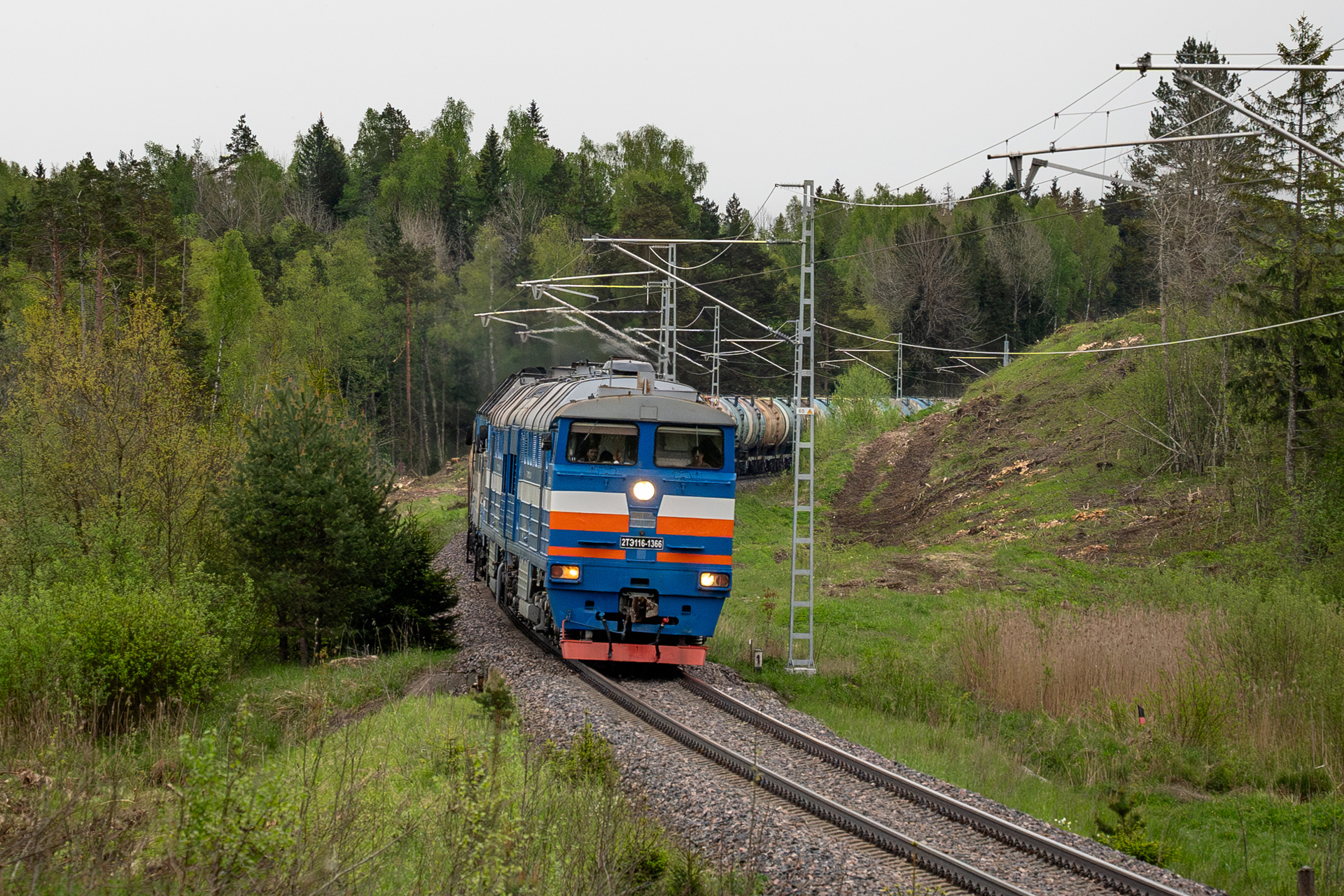 Luhanskteplovoz 2TE116 – foto 6