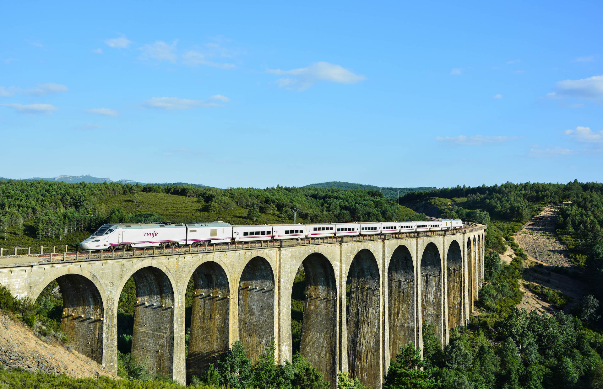 Bombardier RENFE 730 – photo 15