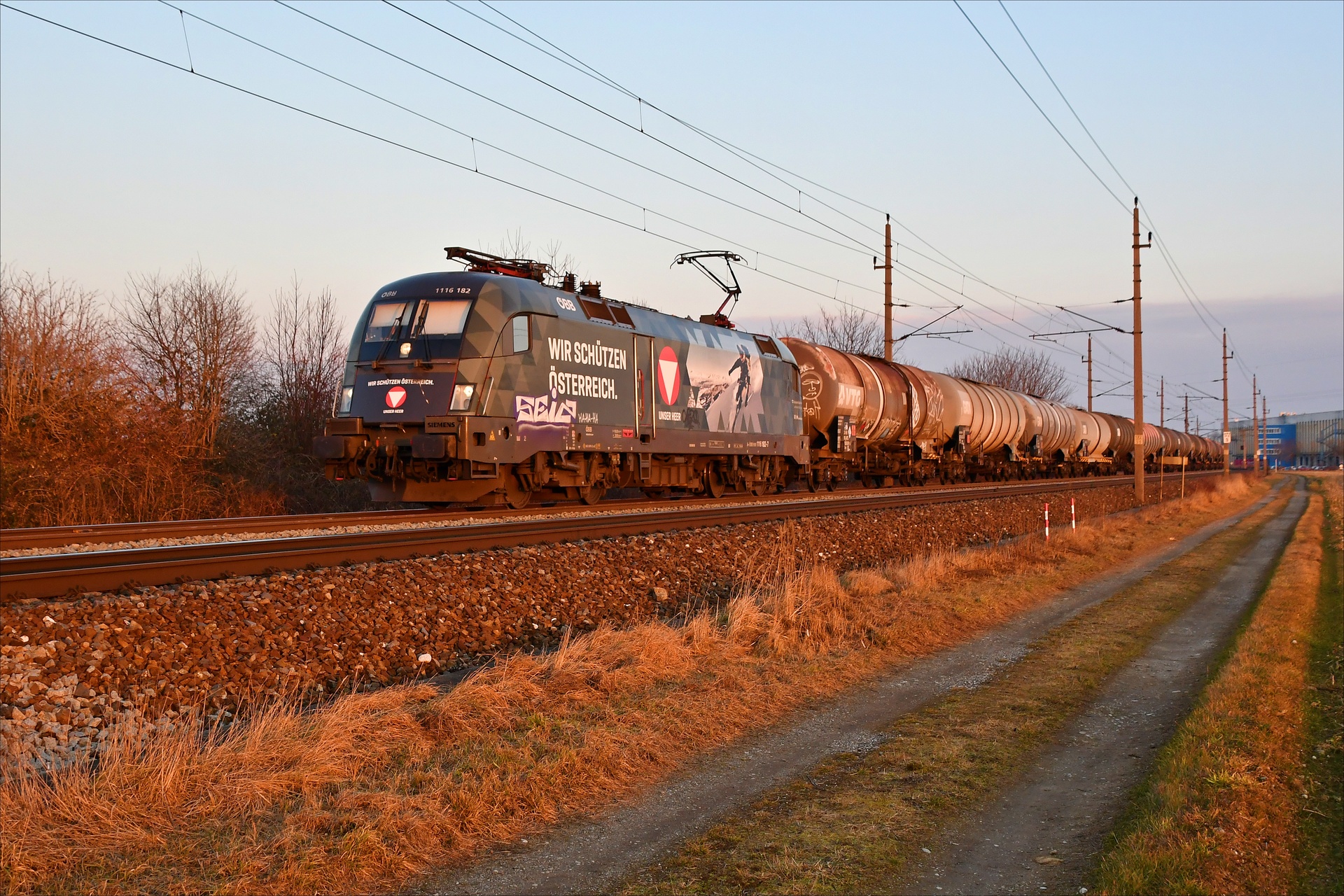 Krauss-Maffei ES64U2 – photo 24