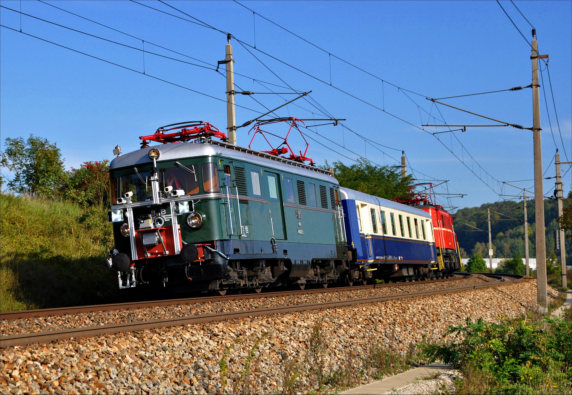 ABES 4061 / 1046 – photo 2