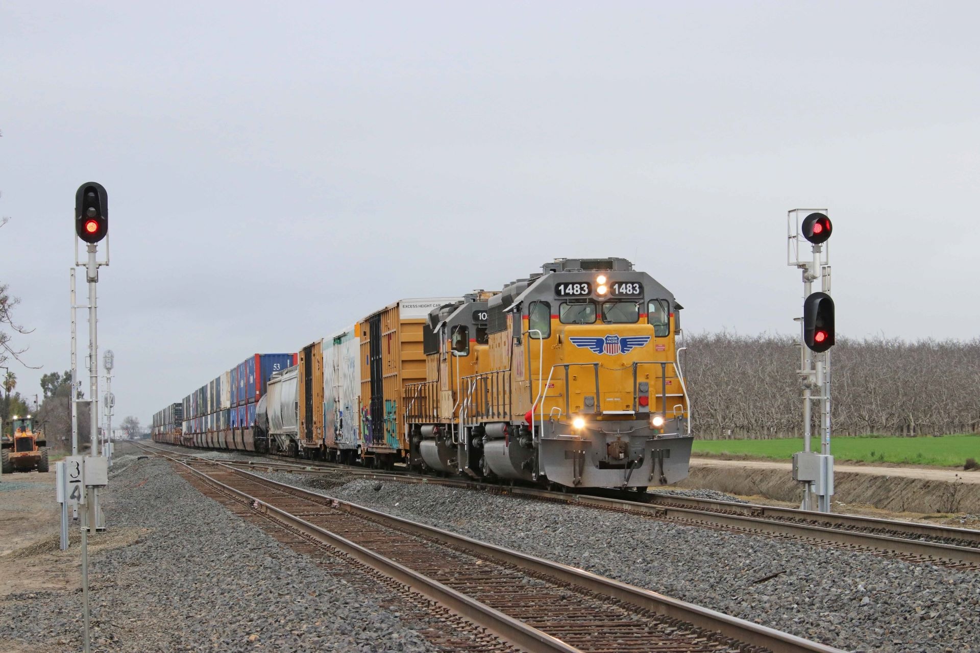 EMD GP40-2 – photo 12