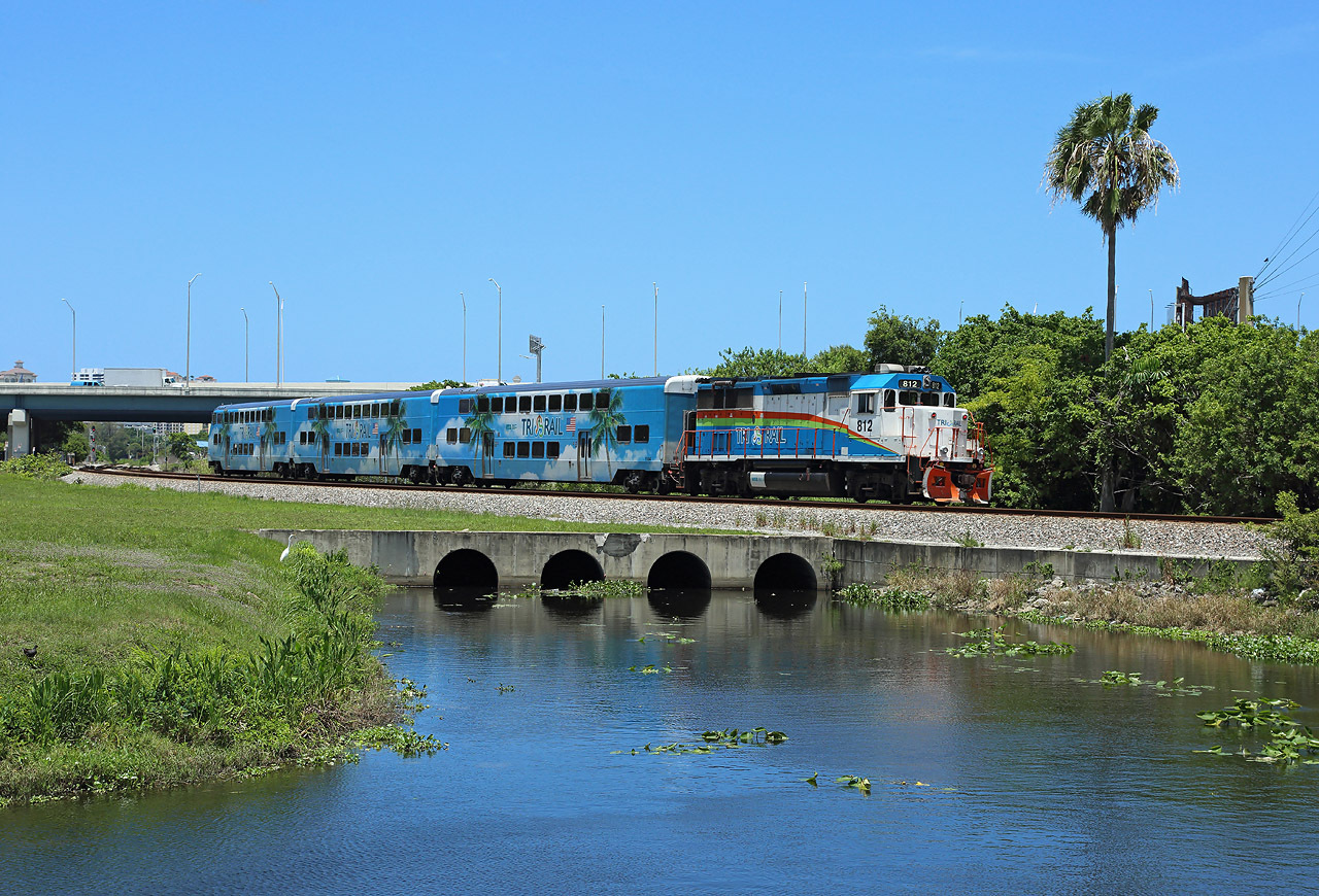 EMD GP49PH-3 – photo 2