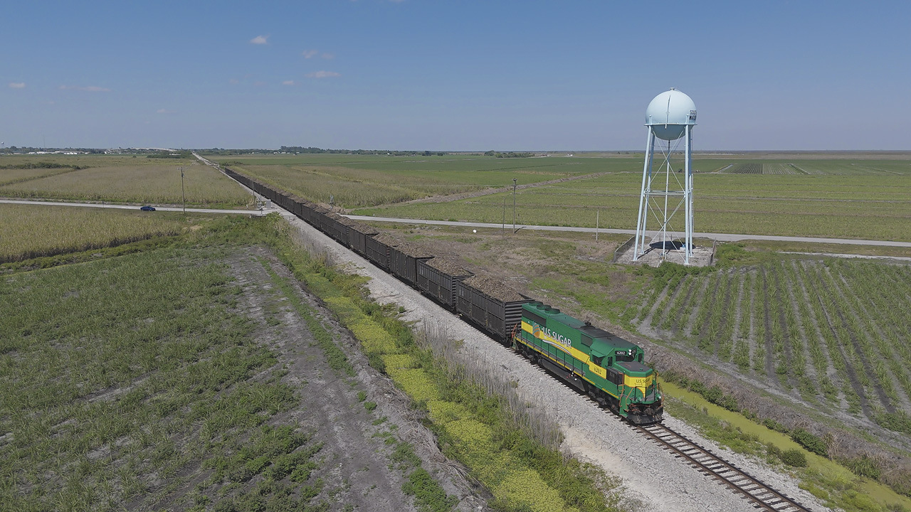 EMD GP40-2 – photo 6