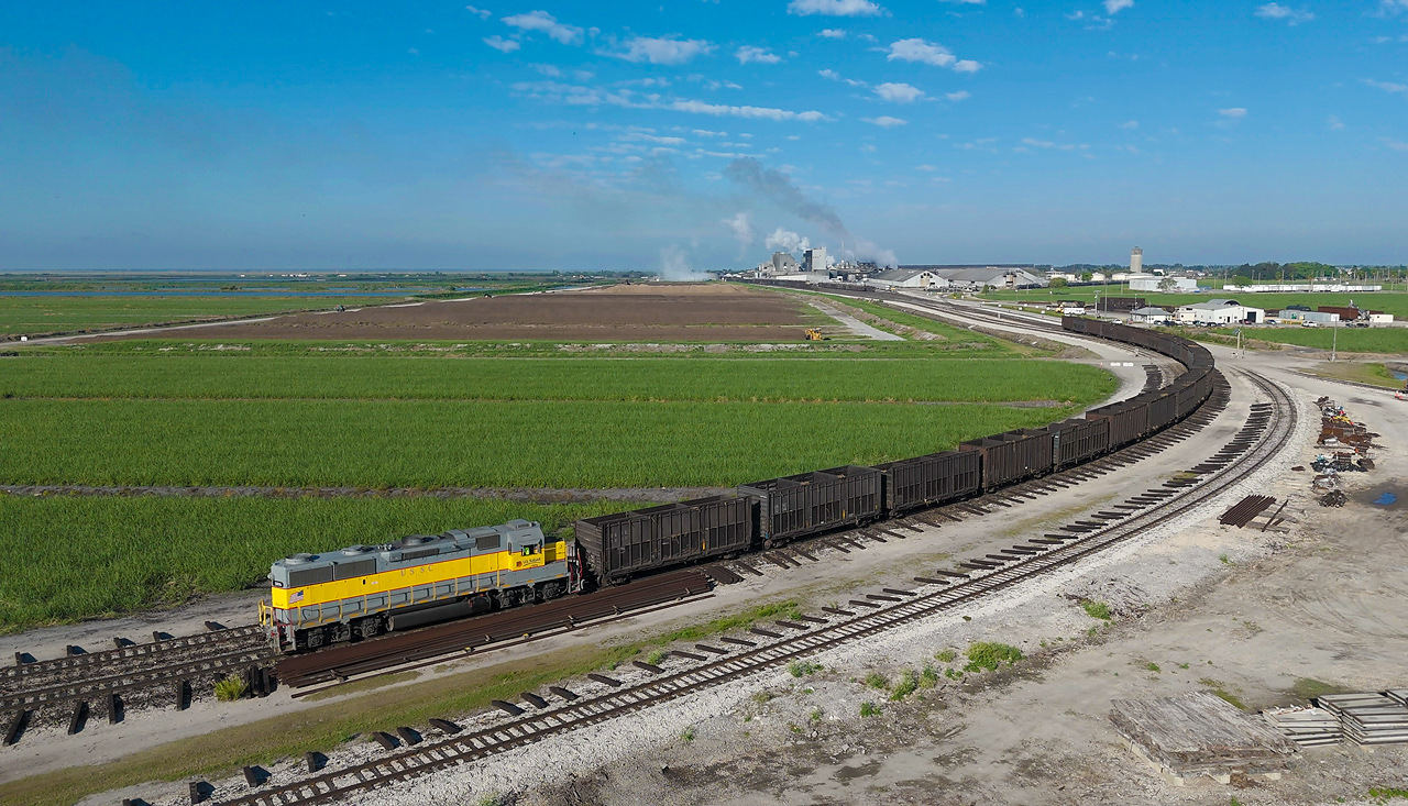 GMD GP38-2 – photo 6