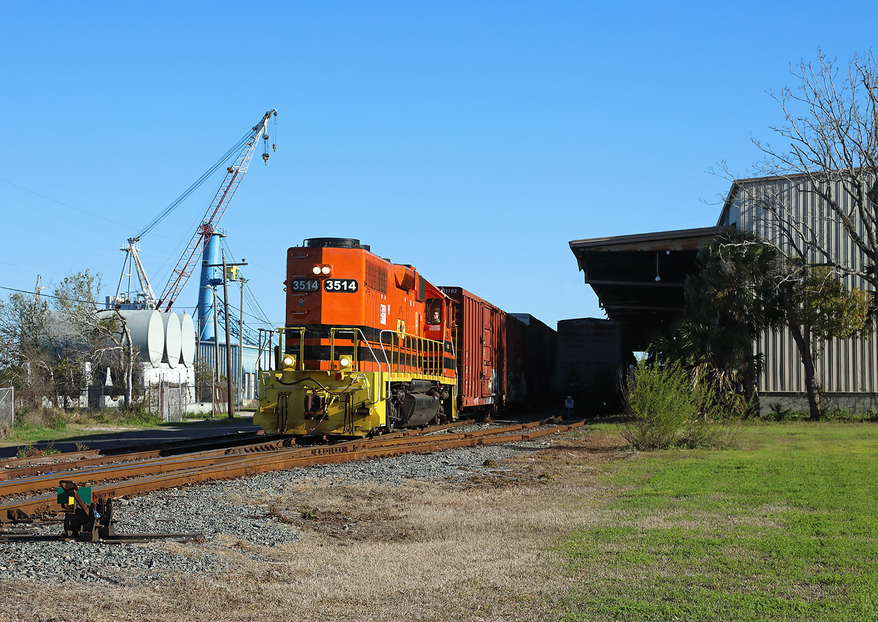 GMD GP38-2 – photo 5