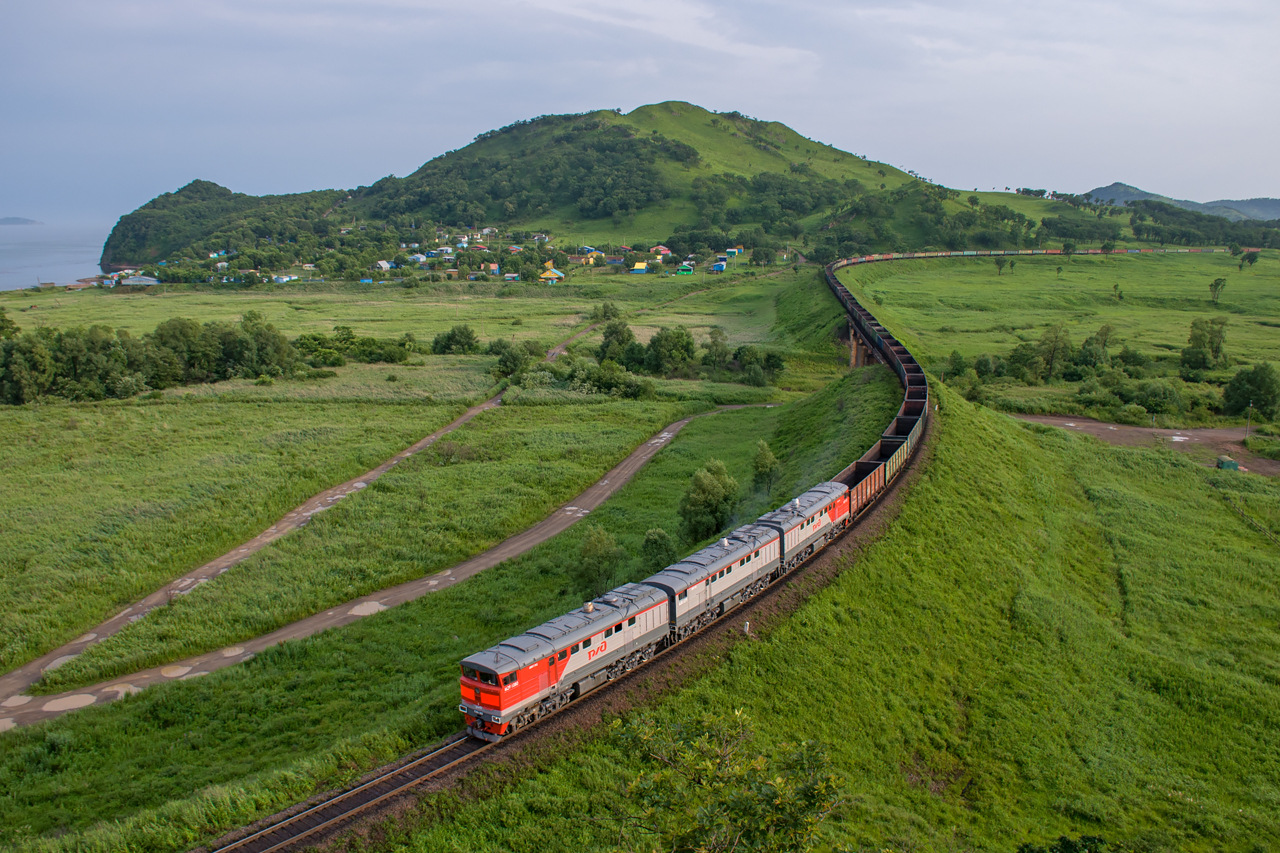 Luhanskteplovoz 3TE10U – photo 14