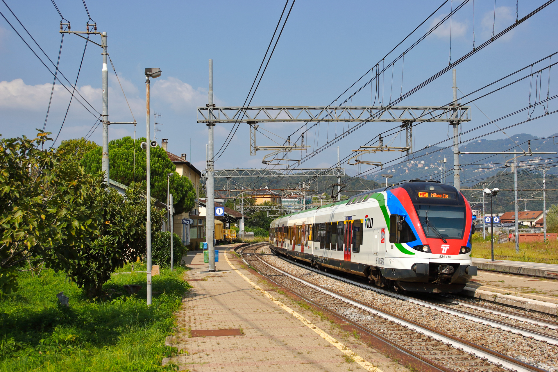 Stadler Flirt 6/14 15 kV+3 kV – photo 23