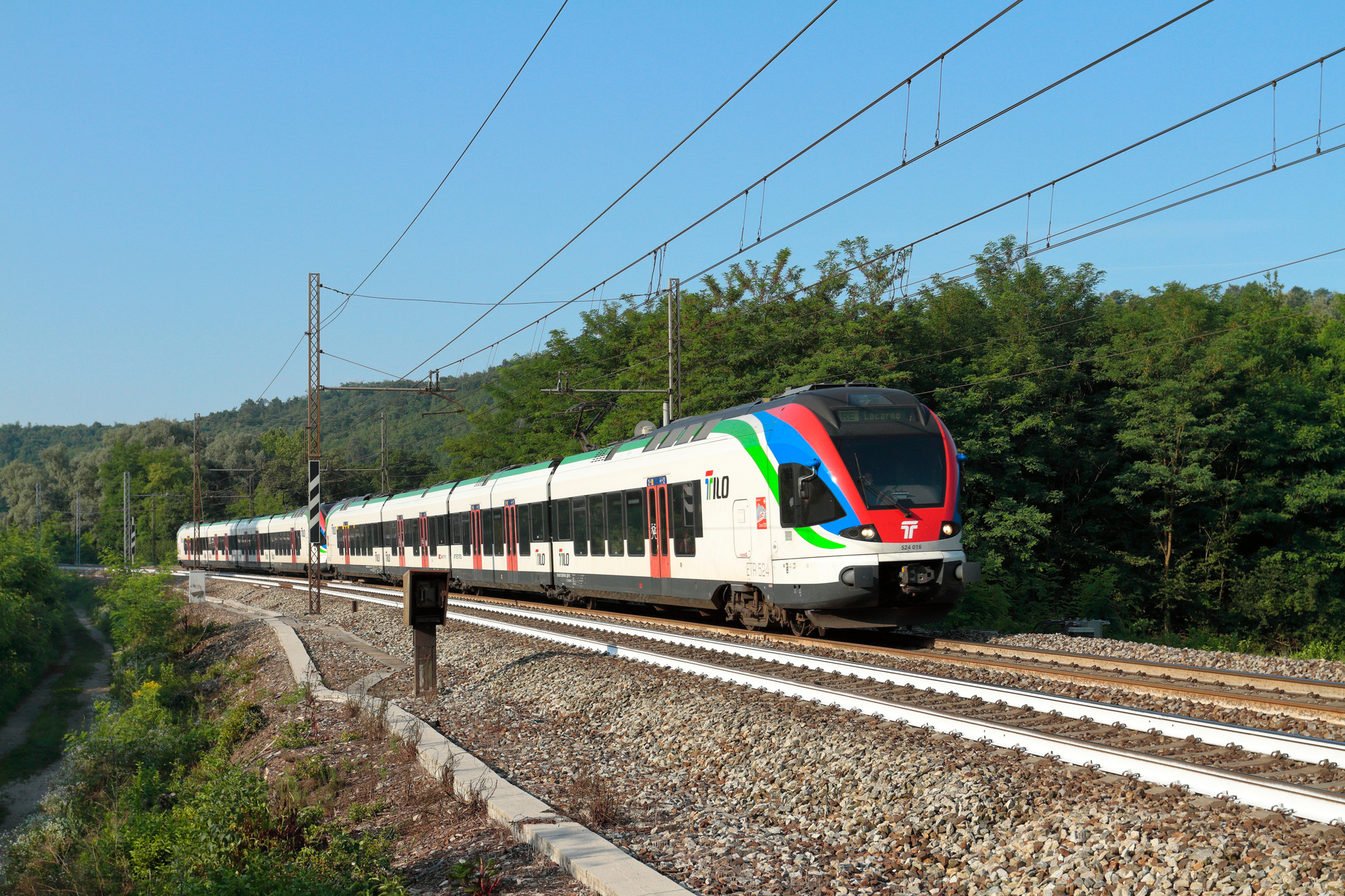 Stadler Flirt 4/10 15 kV+3 kV – photo 8