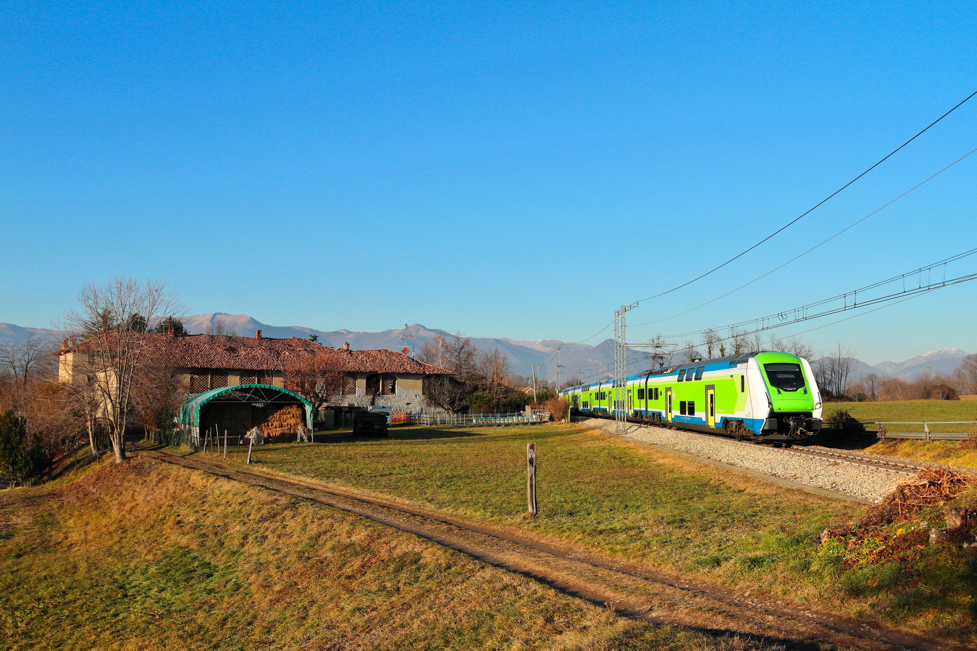Hitachi ETR 521 – photo 16