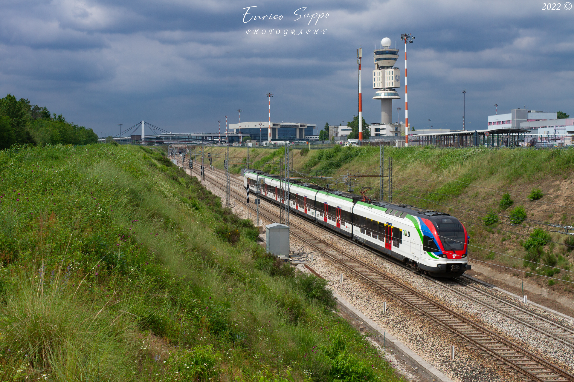 Stadler Flirt 6/14 15 kV+3 kV – photo 7