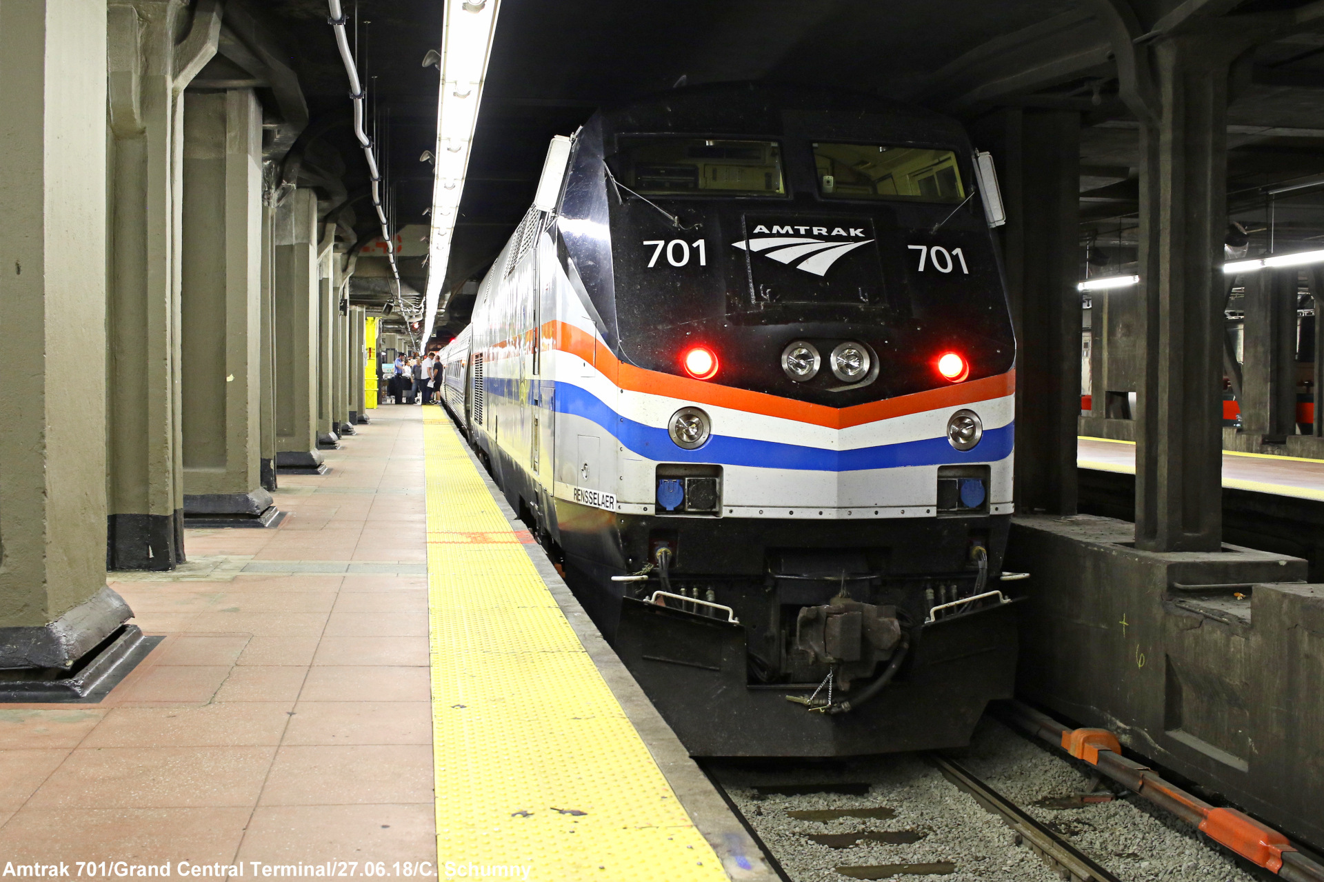 GE P32AC-DM – photo 13