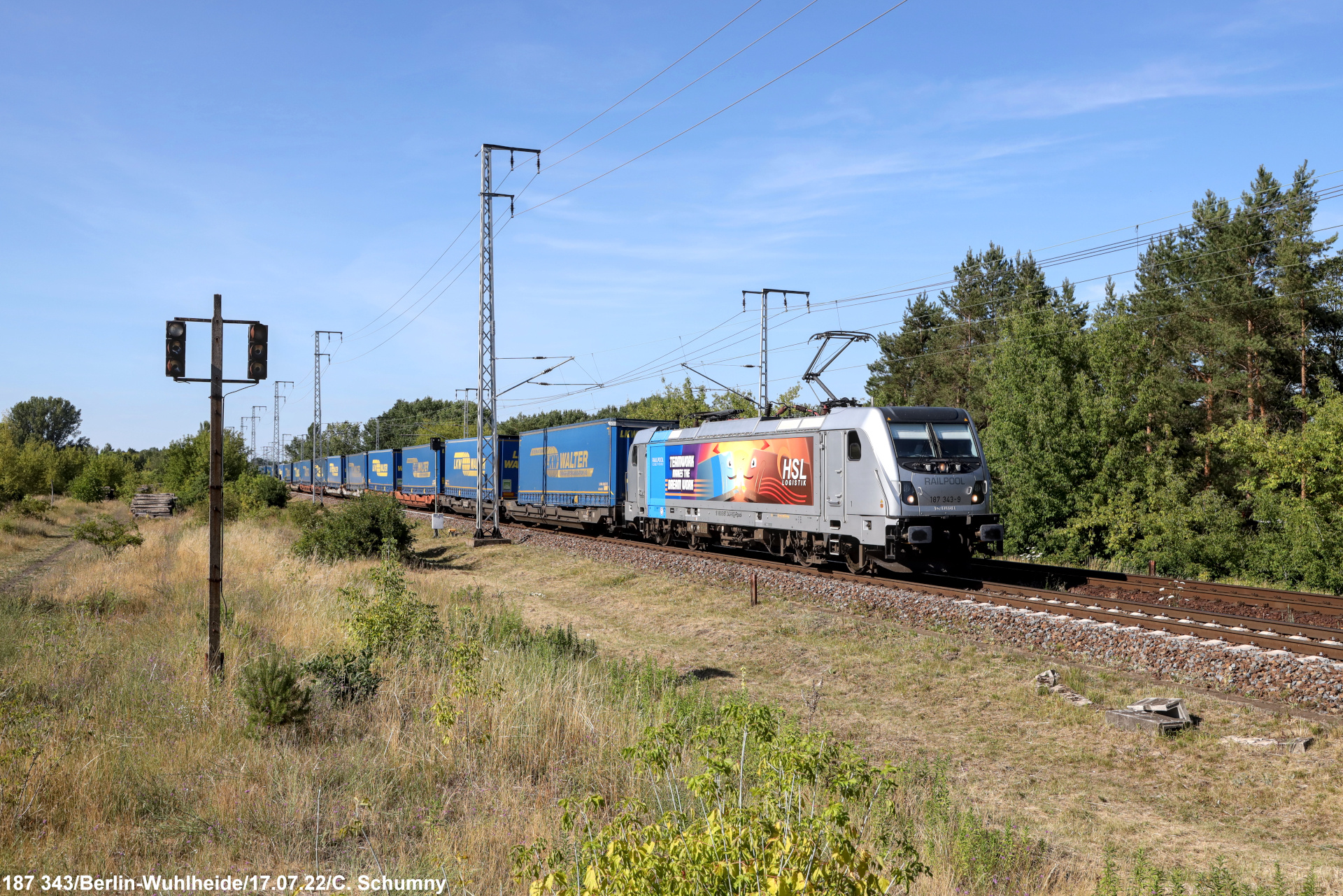 Bombardier F140 AC3 – photo 23