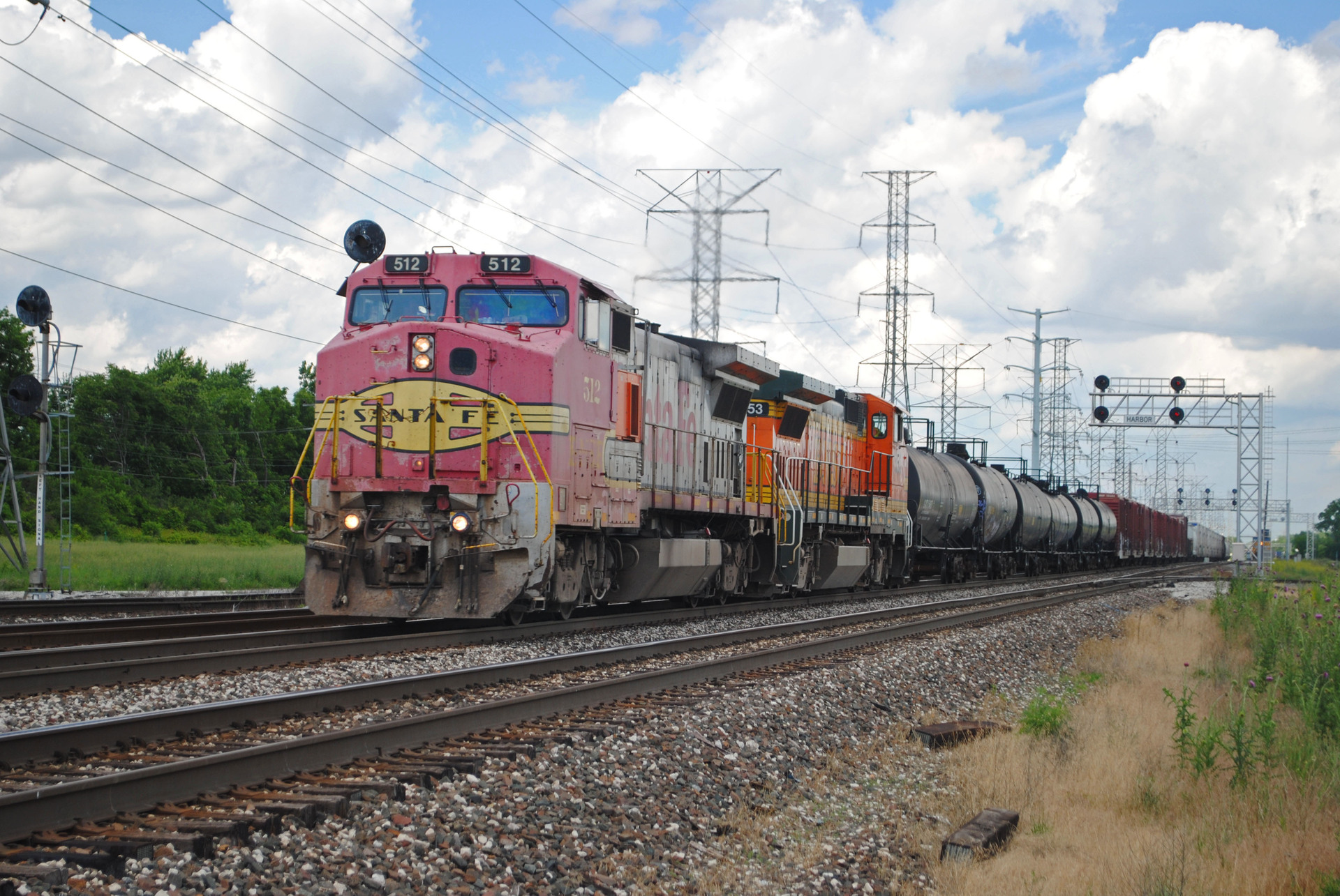 GE Dash 8-40BW – photo 7