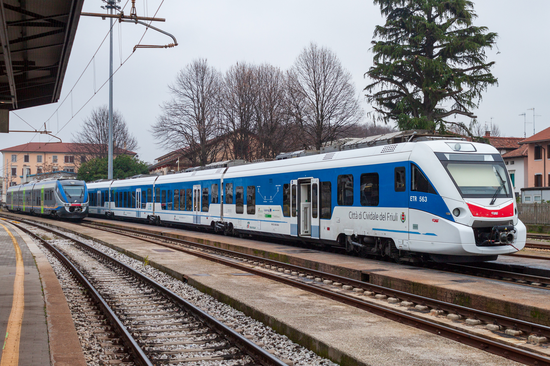 CAF ETR 563 – photo 3