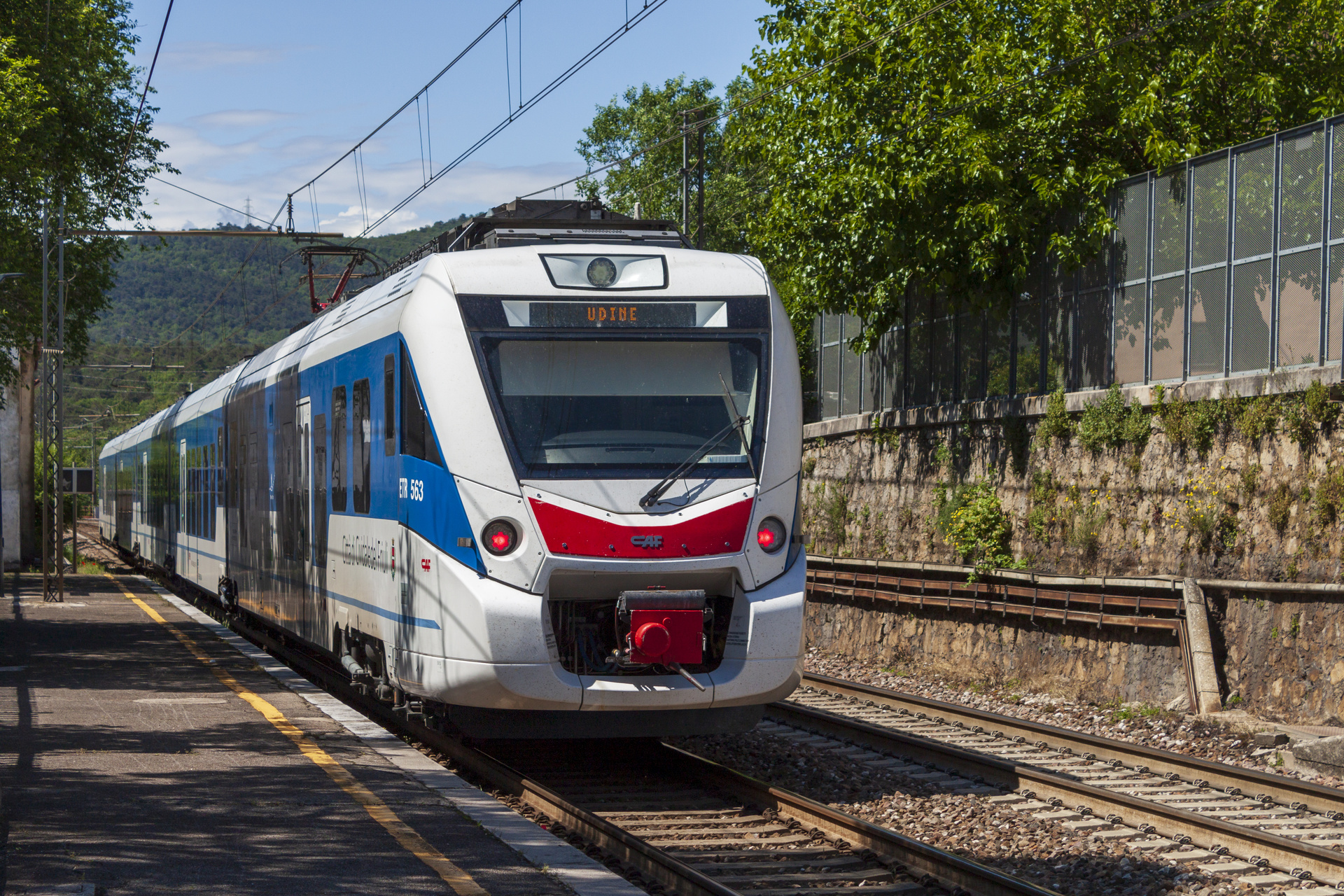 CAF ETR 563 – photo 2