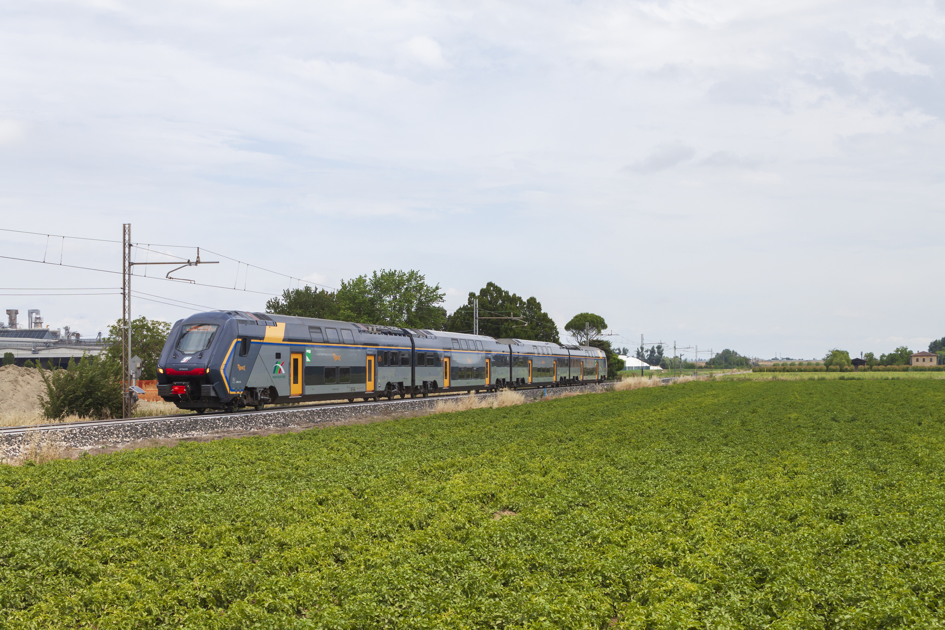 Hitachi ETR 421 – photo 16