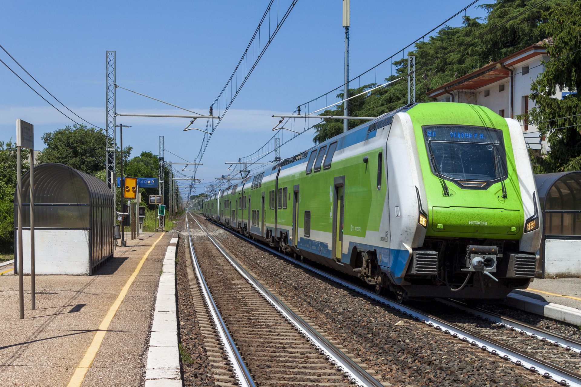Hitachi ETR 421 – photo 3