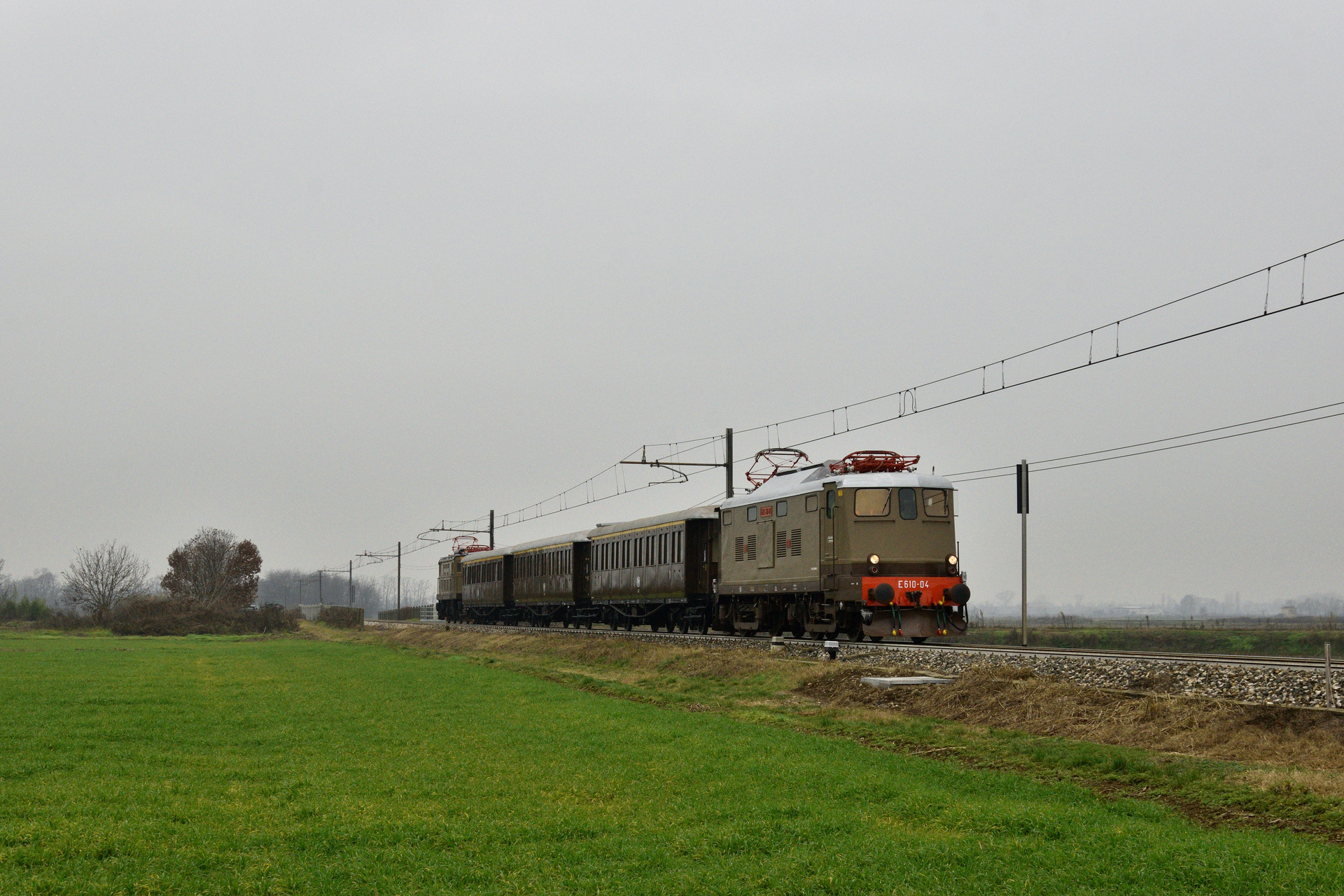 OM FNM E610 – photo 19