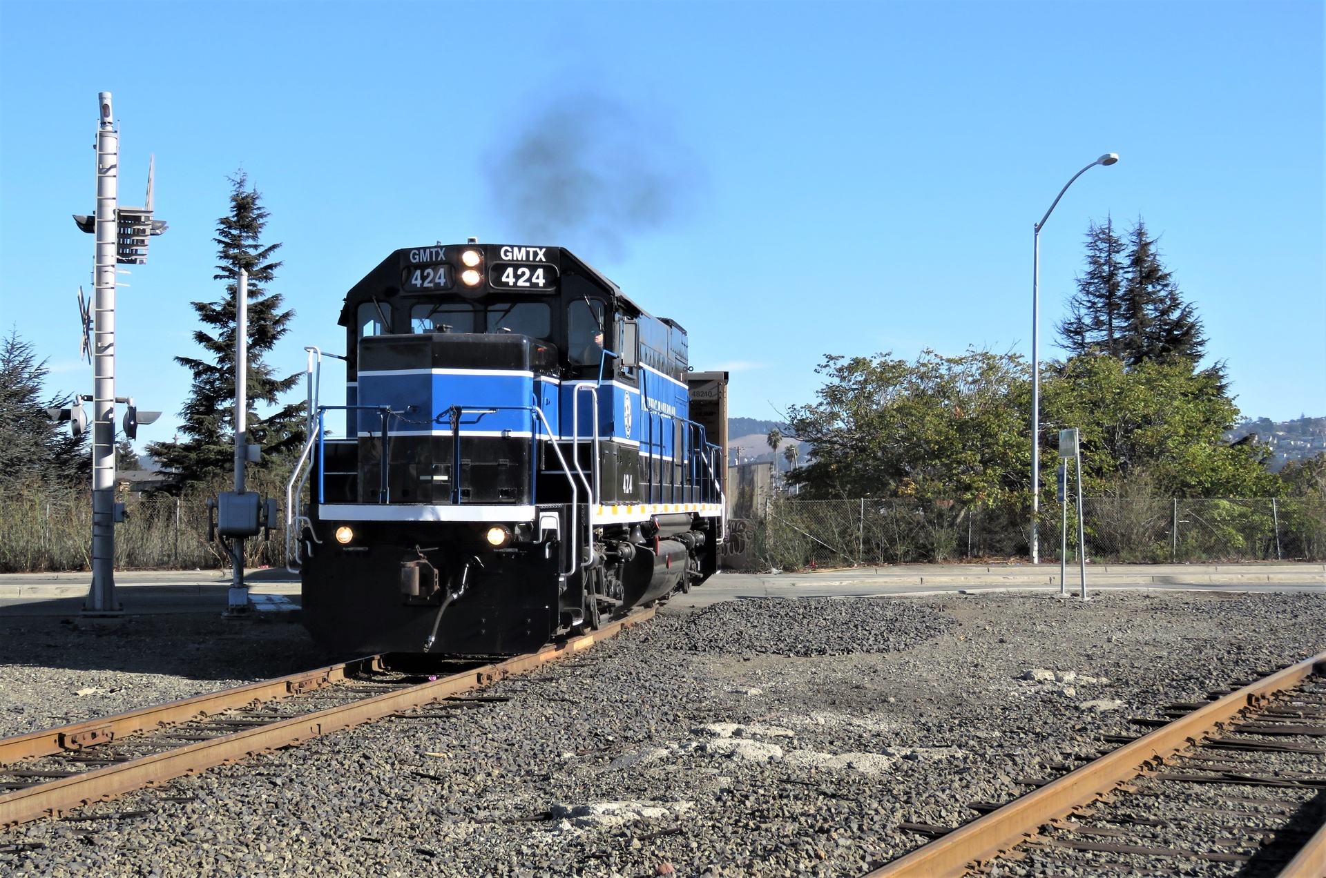 EMD GP15-1 – photo 14