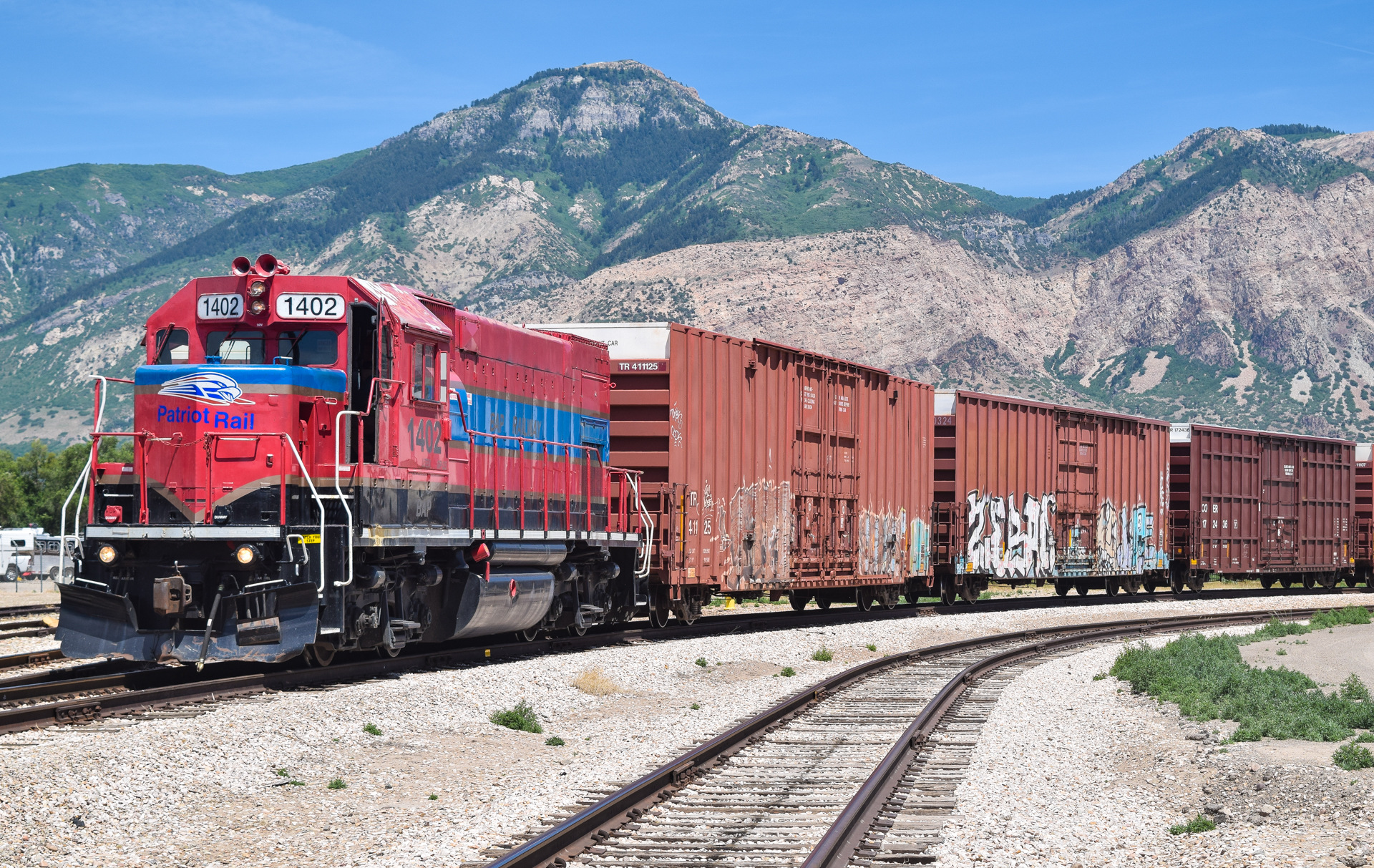 EMD GP15-1 – photo 12