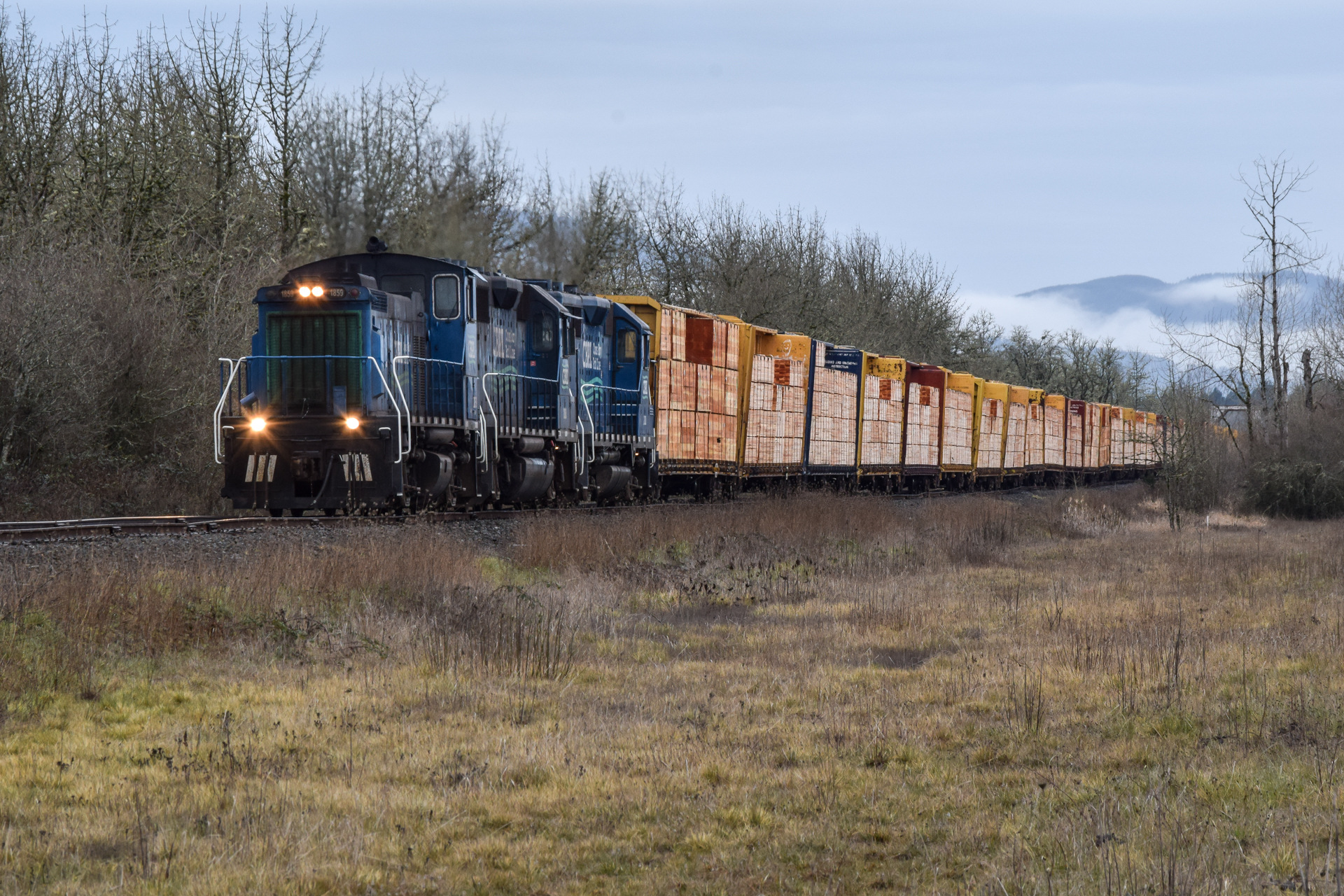 EMD MP15DC – photo 4