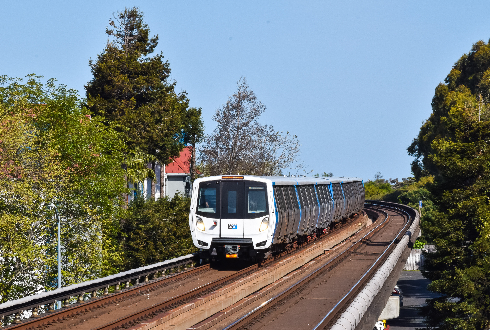 Bombardier BART D – photo 2