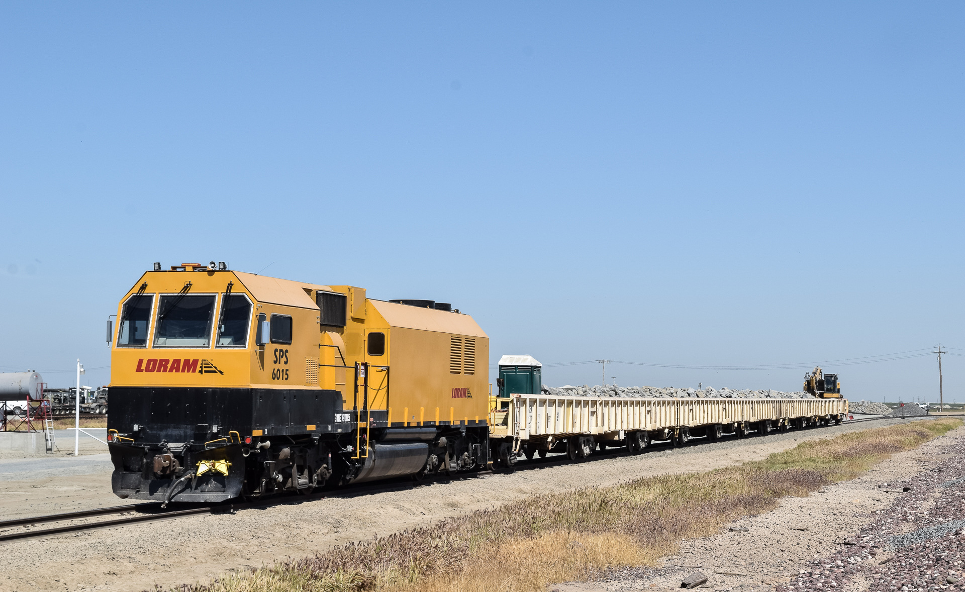 GMD GP38-2 – photo 14