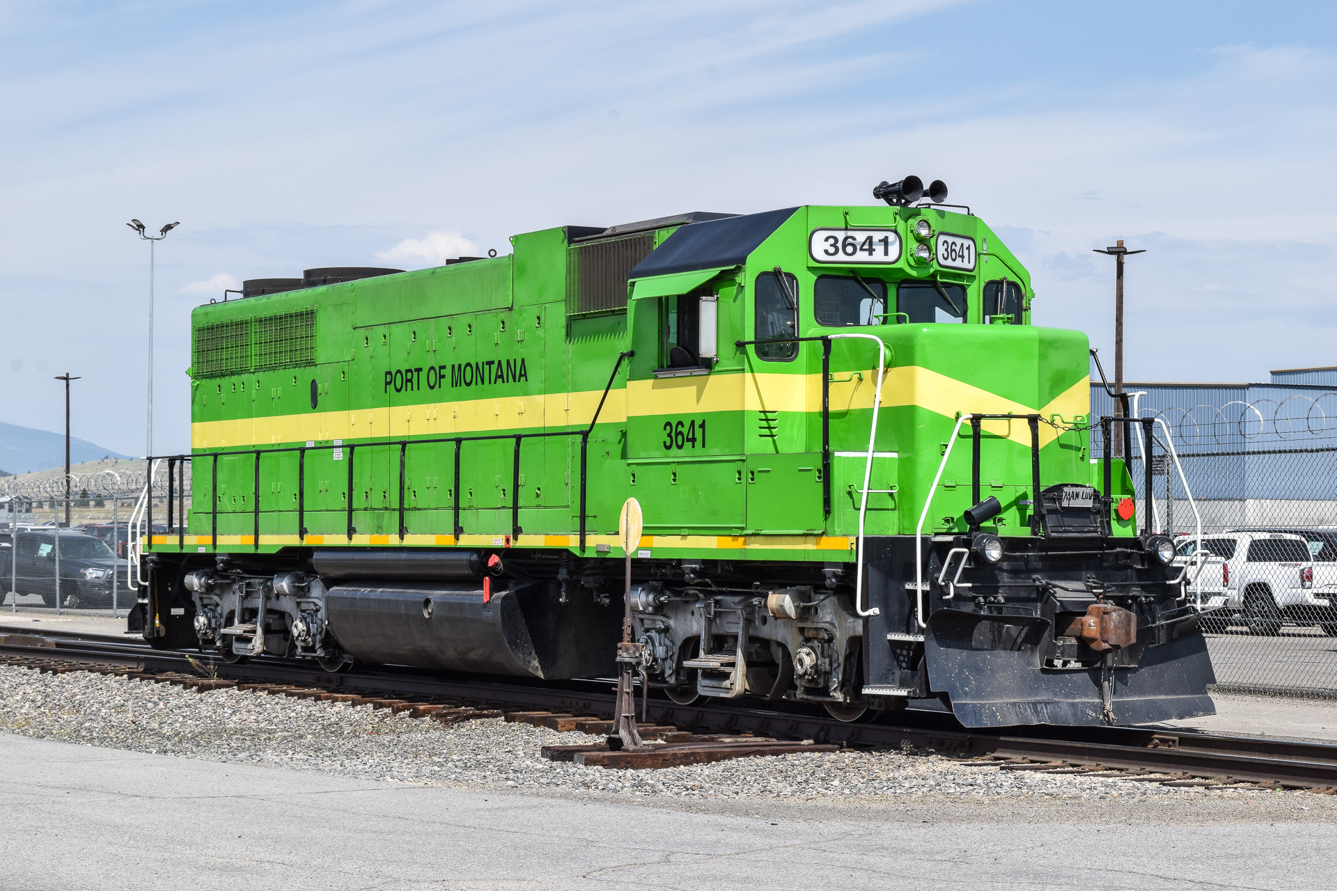 EMD GP38AC – photo 2