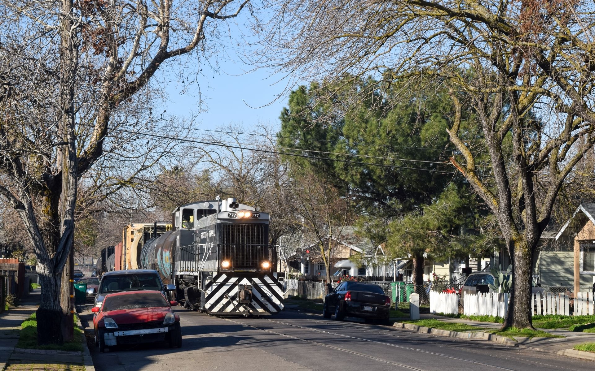 EMD MP15DC – photo 2