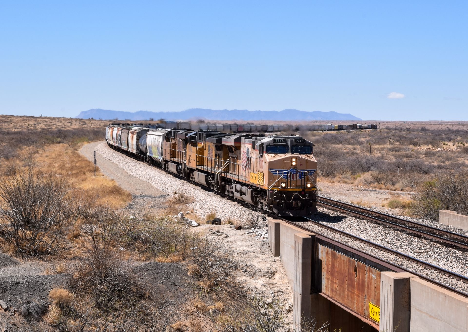 GE ES44AC – Foto 16