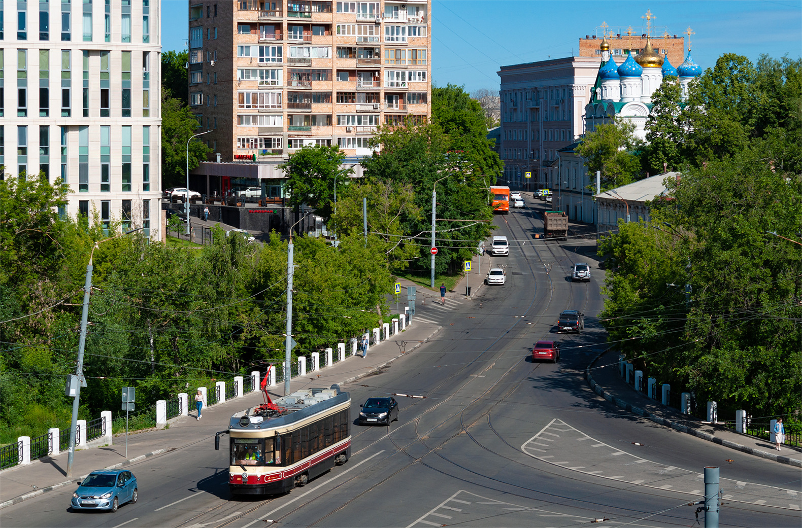 Uraltransmash 71-415R – Foto 2
