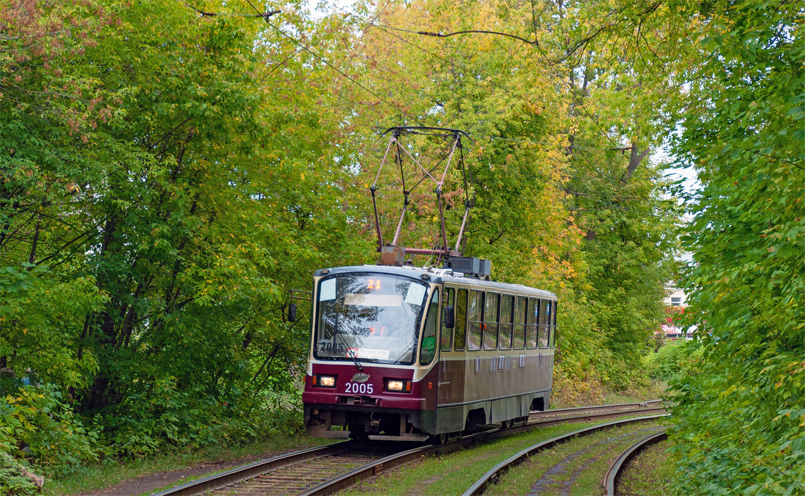 Uraltransmash 71-403 – Foto 3