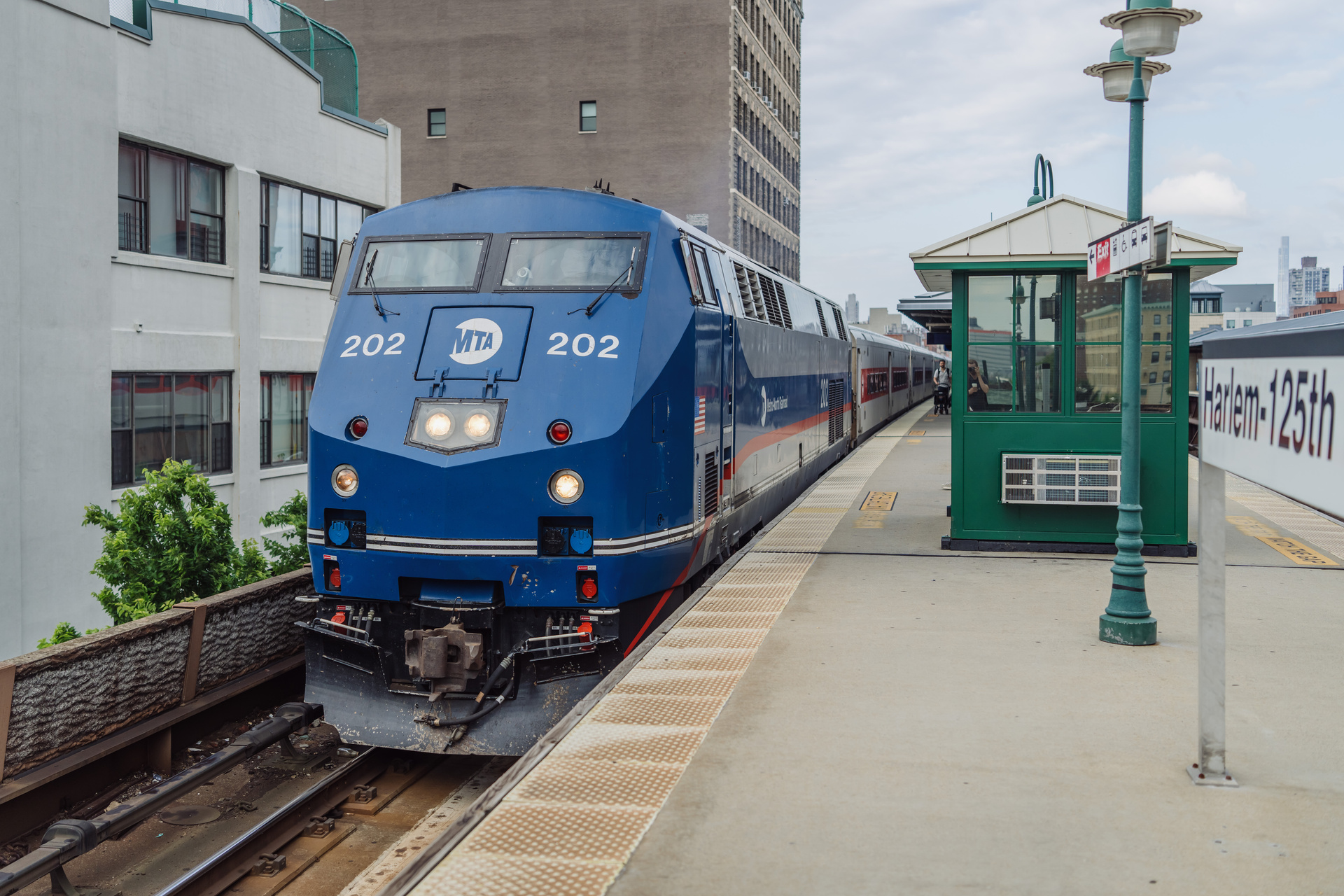 GE P32AC-DM – photo 9